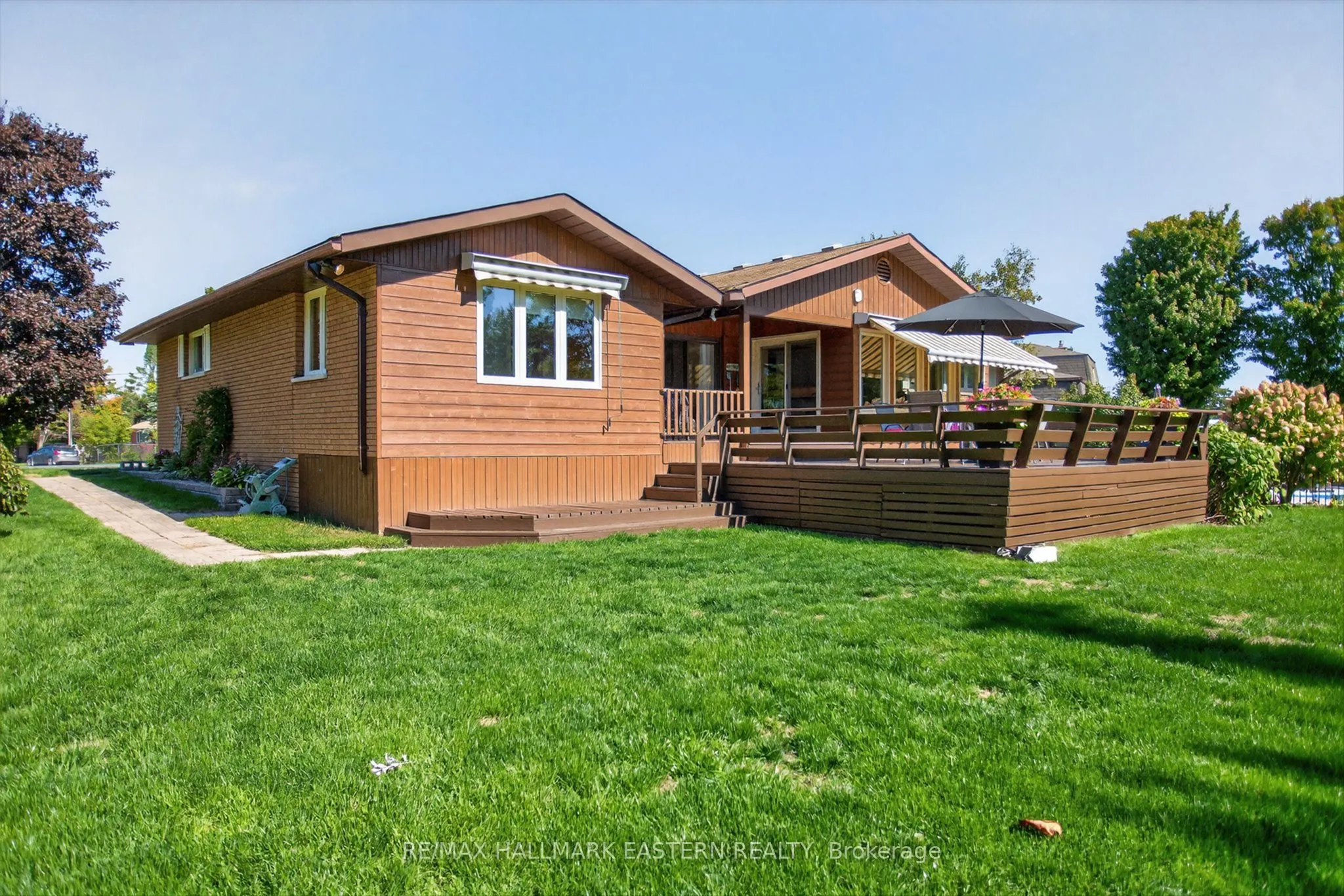 244 Patricia Crescent