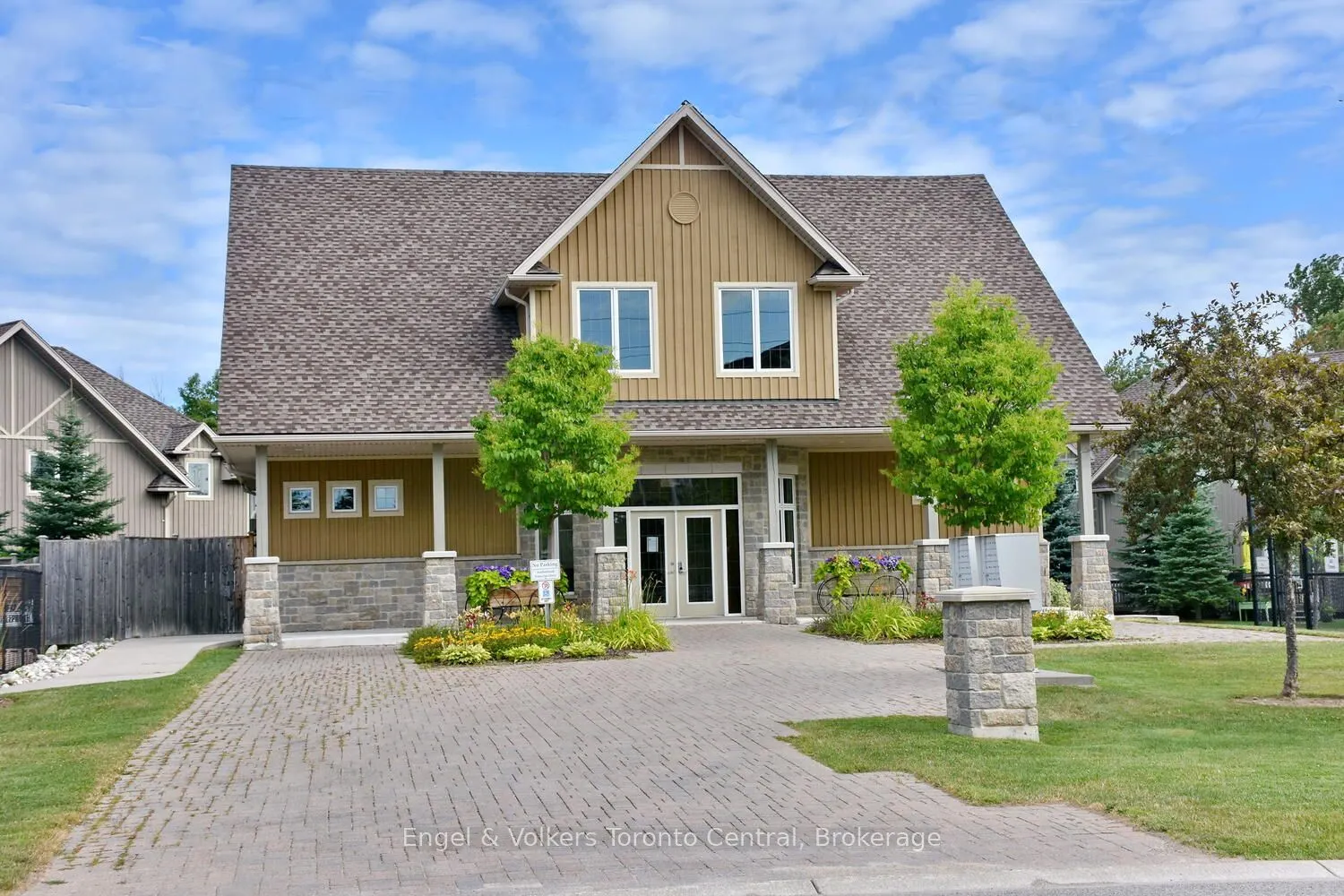 47 Meadowbrook Lane, #47