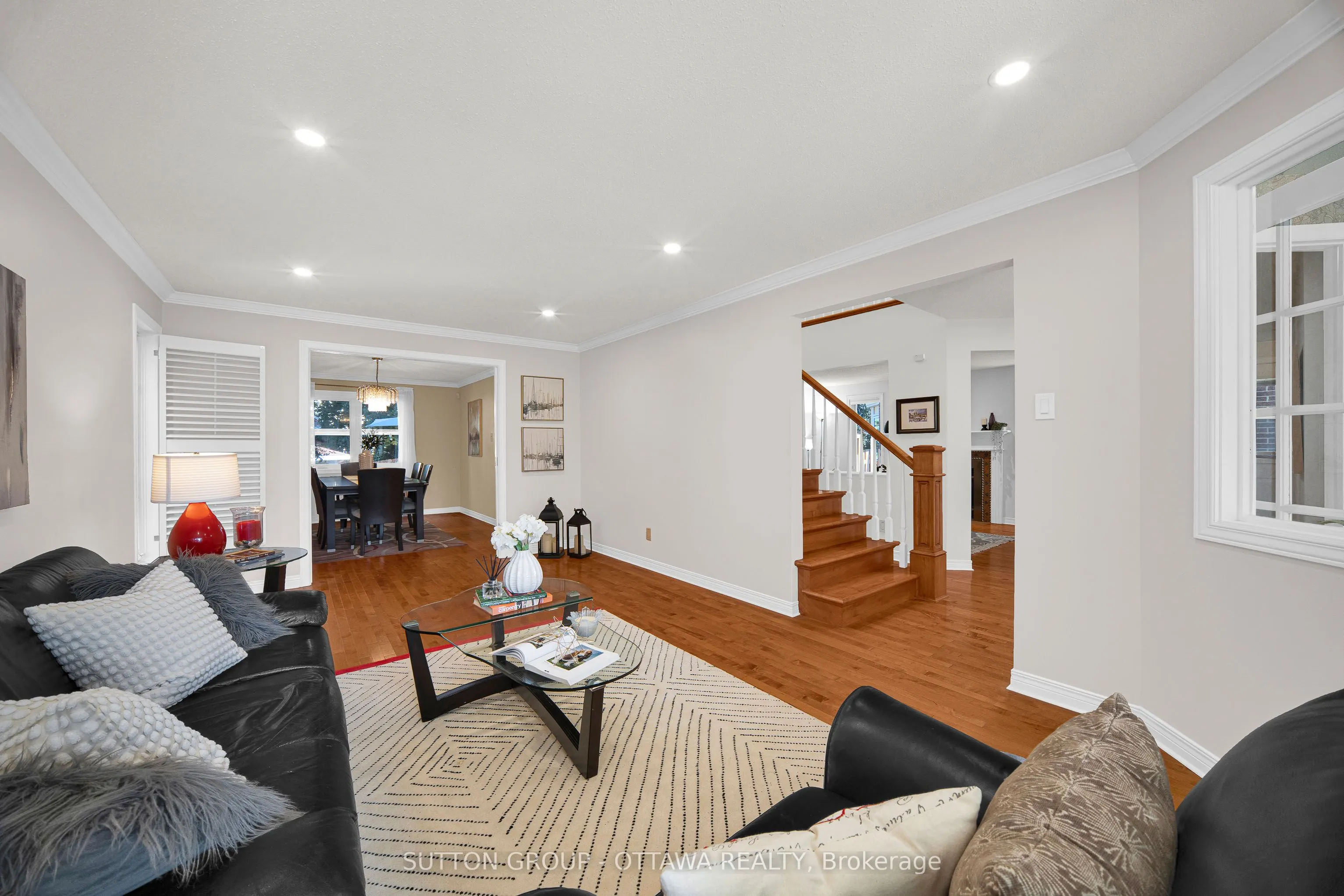 15 Rosemeade Place