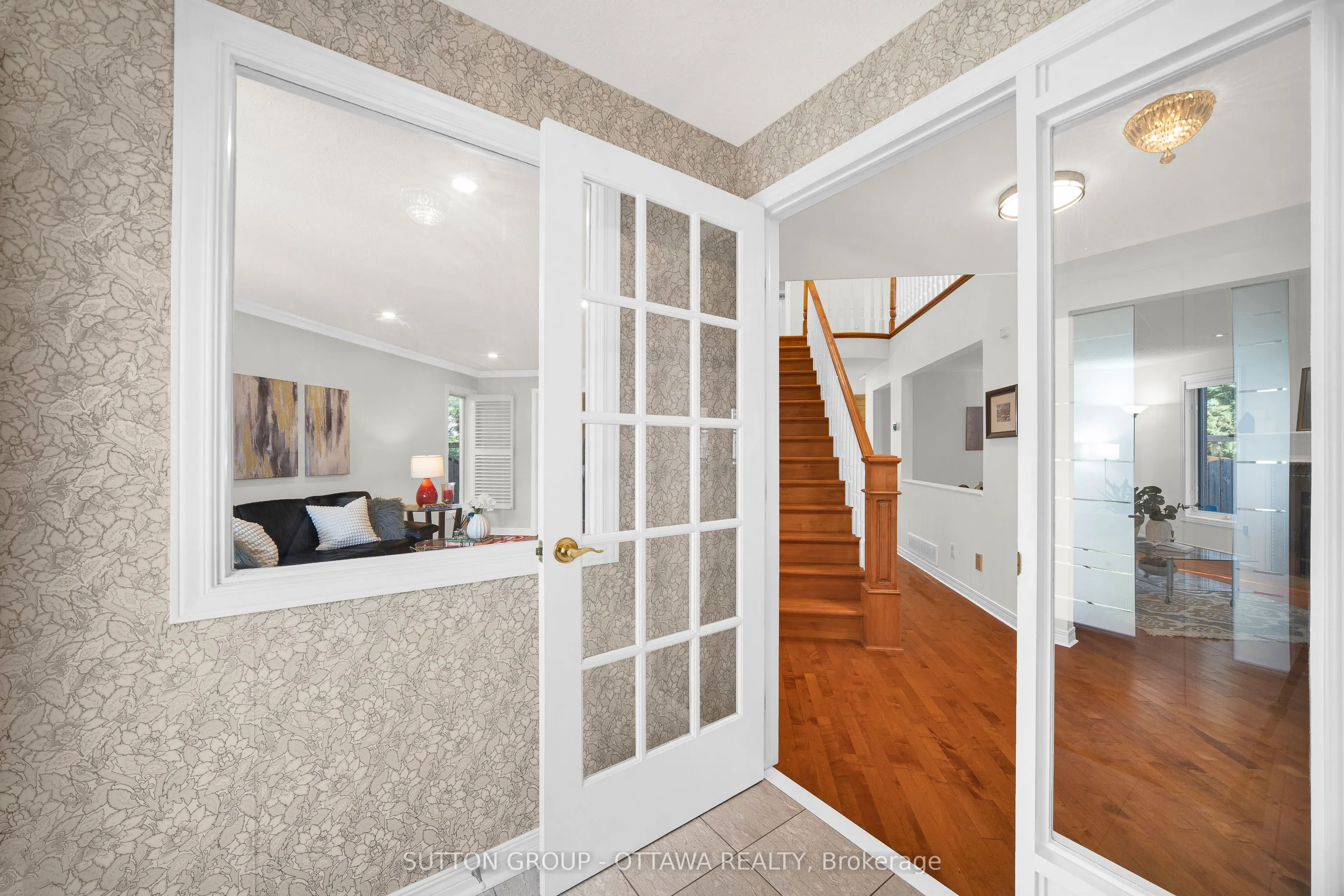 15 Rosemeade Place