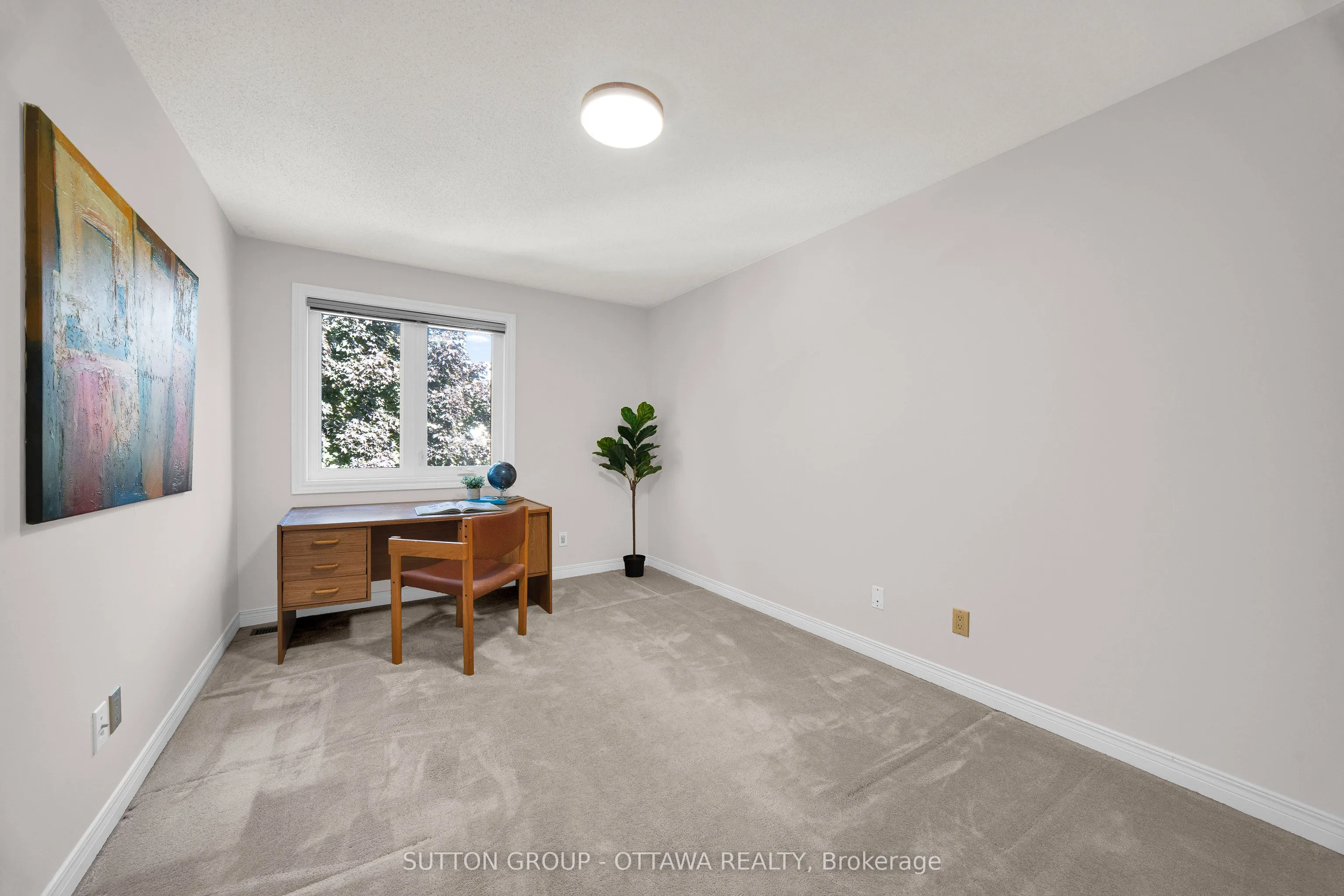 15 Rosemeade Place