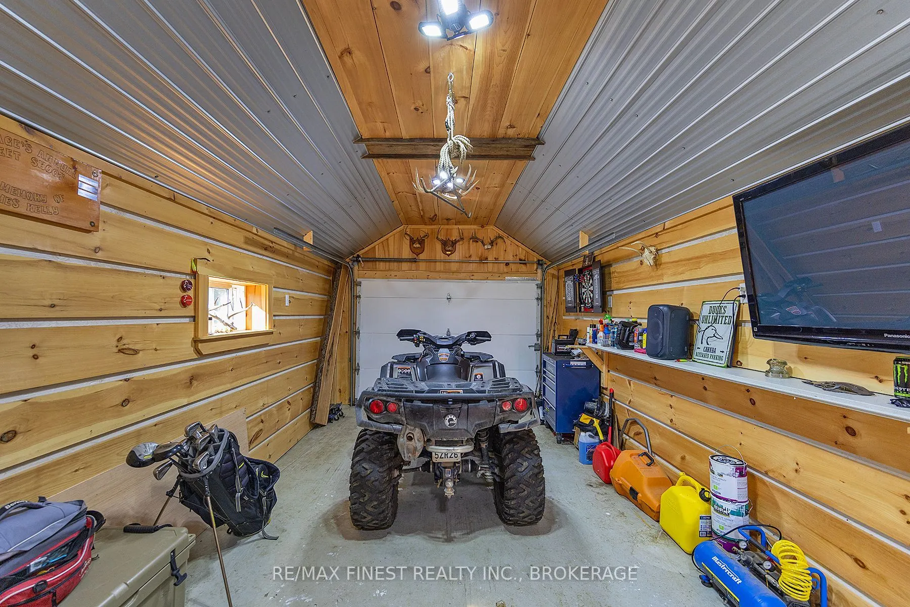 1018 Oak Flats Road