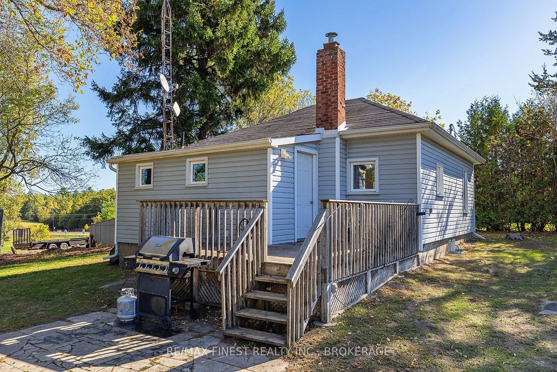 1018 Oak Flats Road