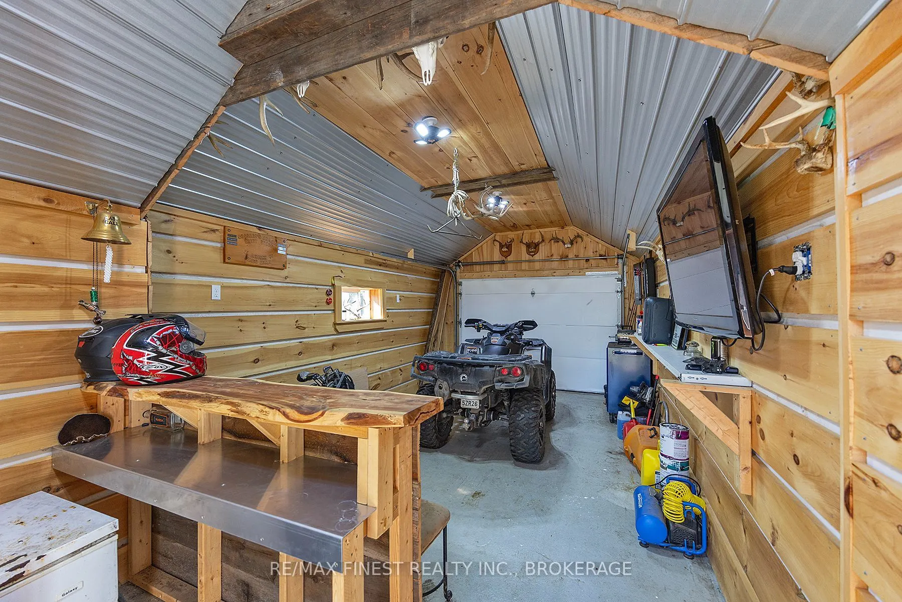 1018 Oak Flats Road