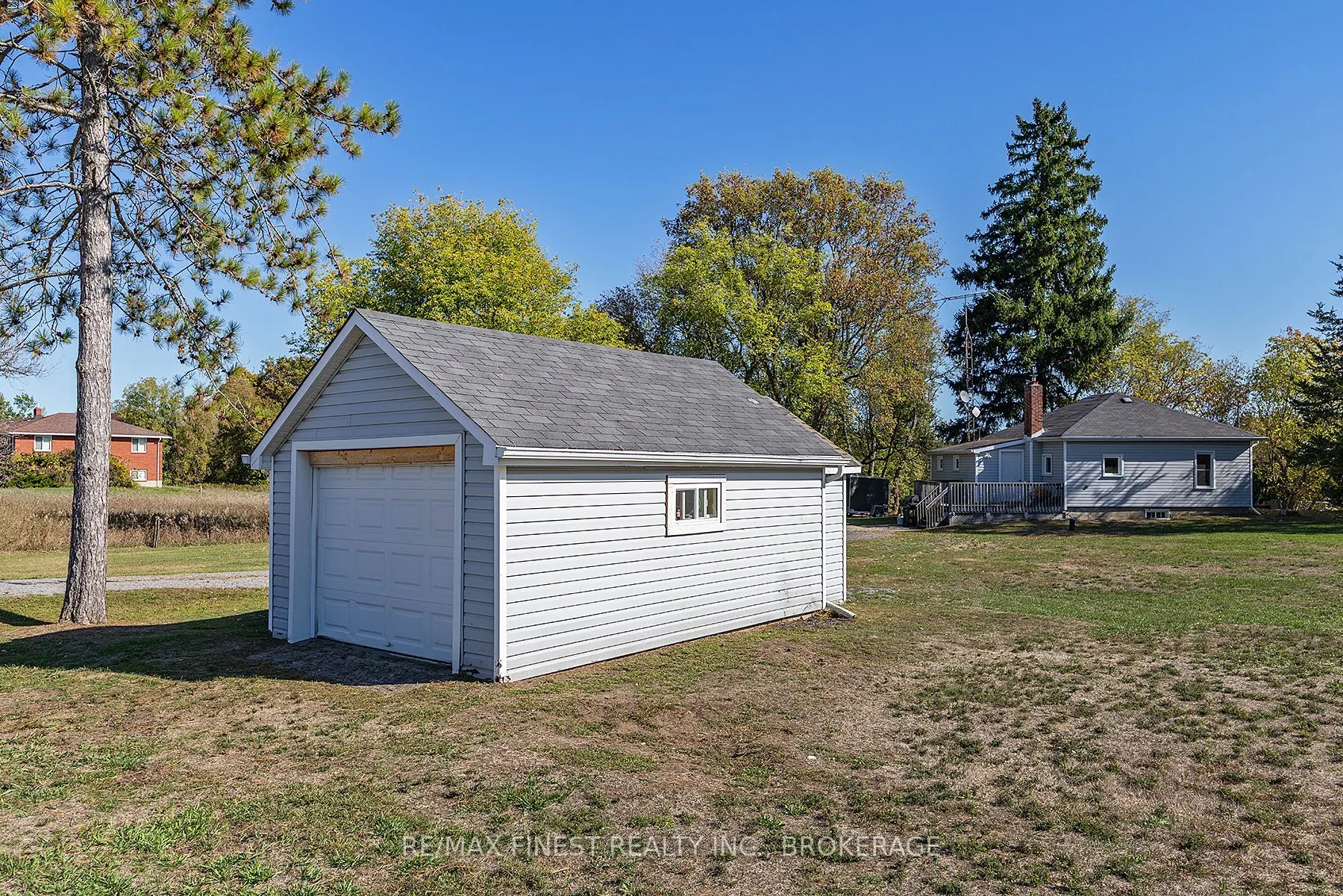 1018 Oak Flats Road