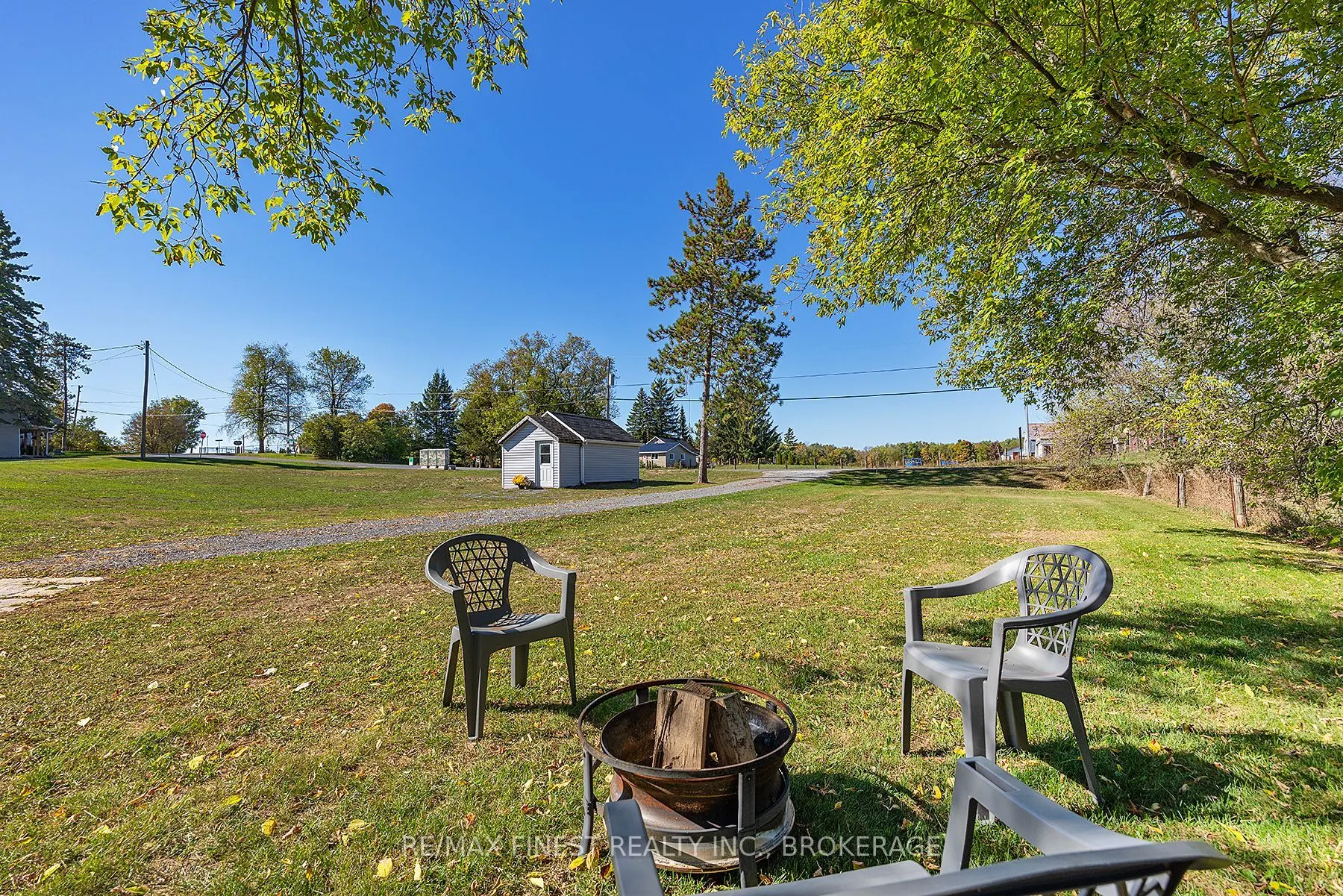 1018 Oak Flats Road