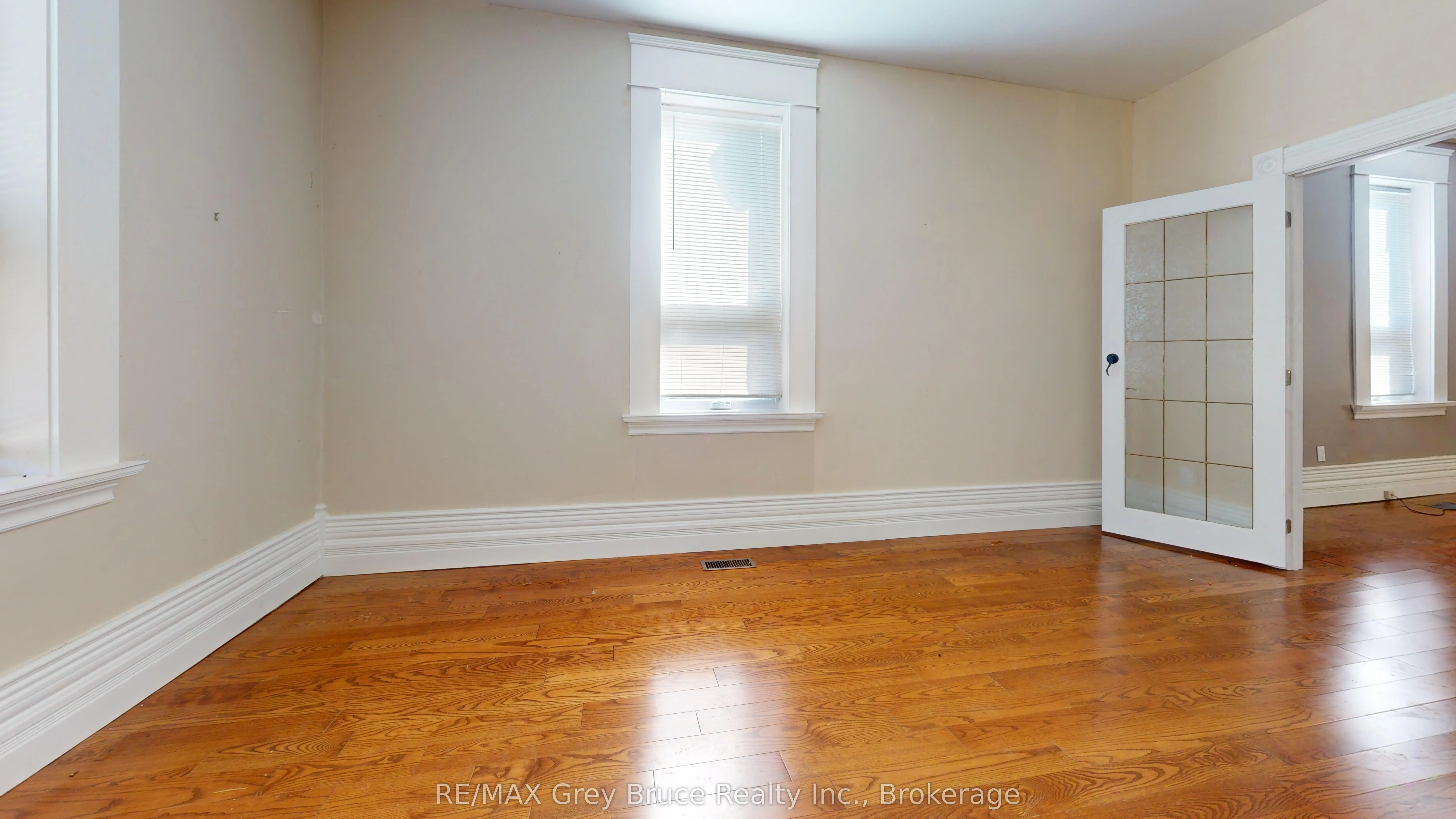 89 3rd Street SW