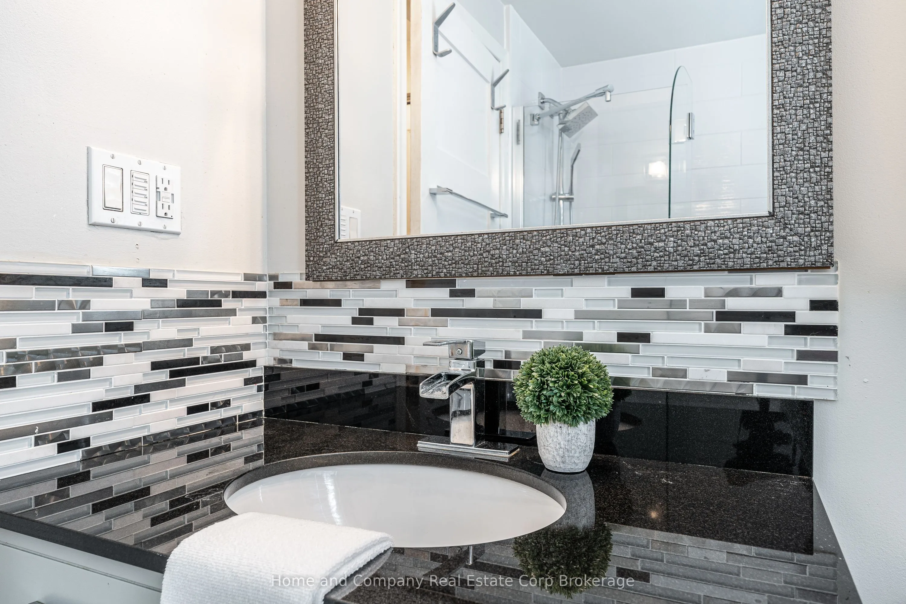 292 Redford Crescent