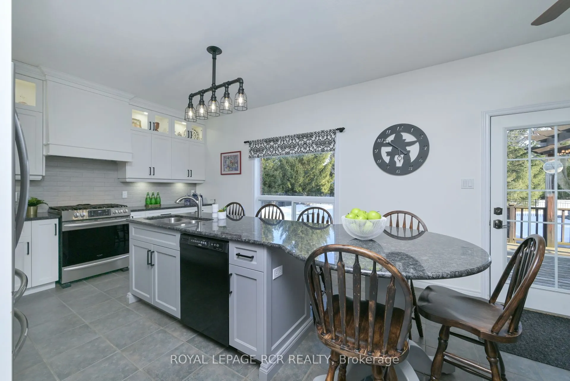 44 Rayburn Meadows