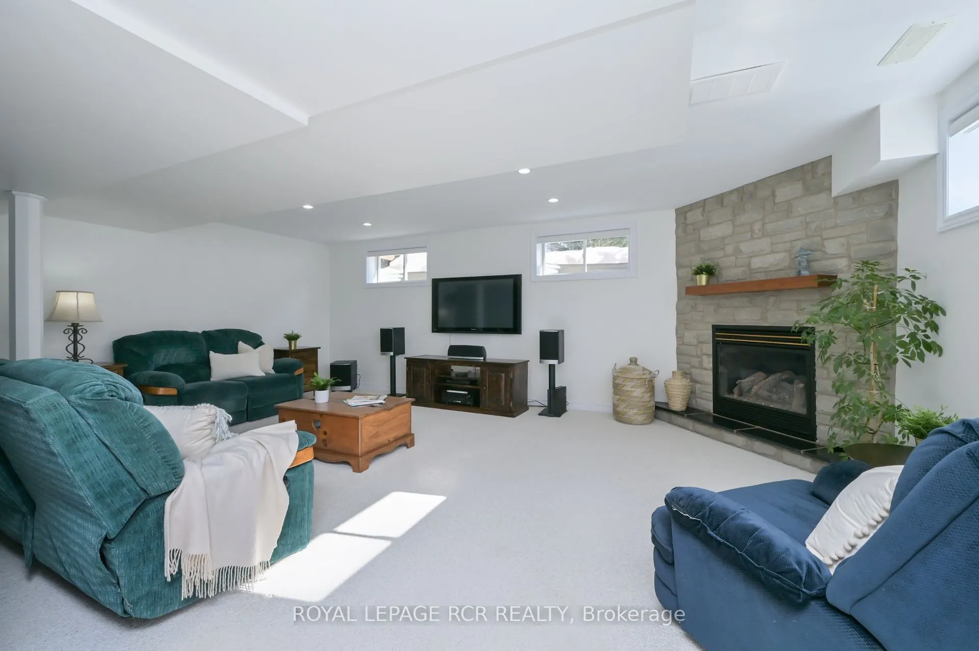 44 Rayburn Meadows