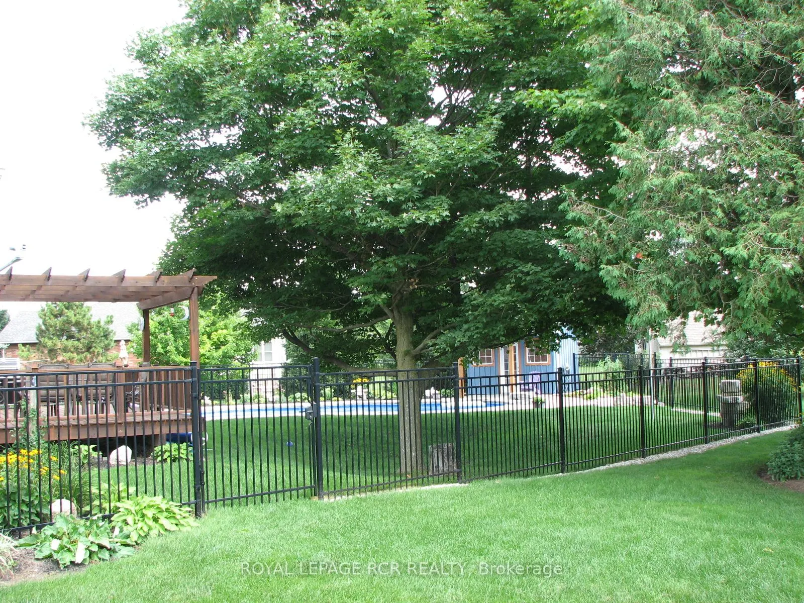 44 Rayburn Meadows