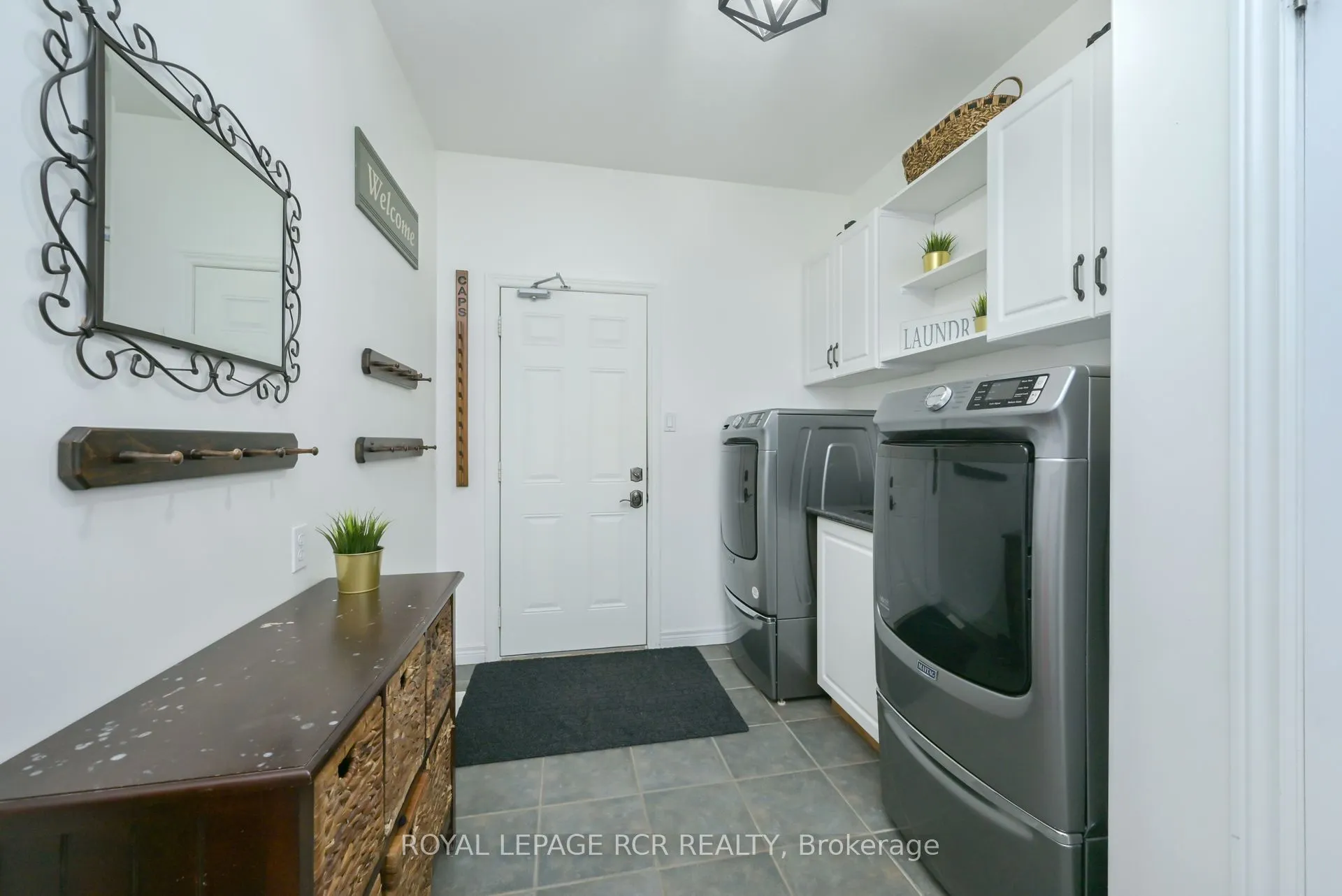 44 Rayburn Meadows