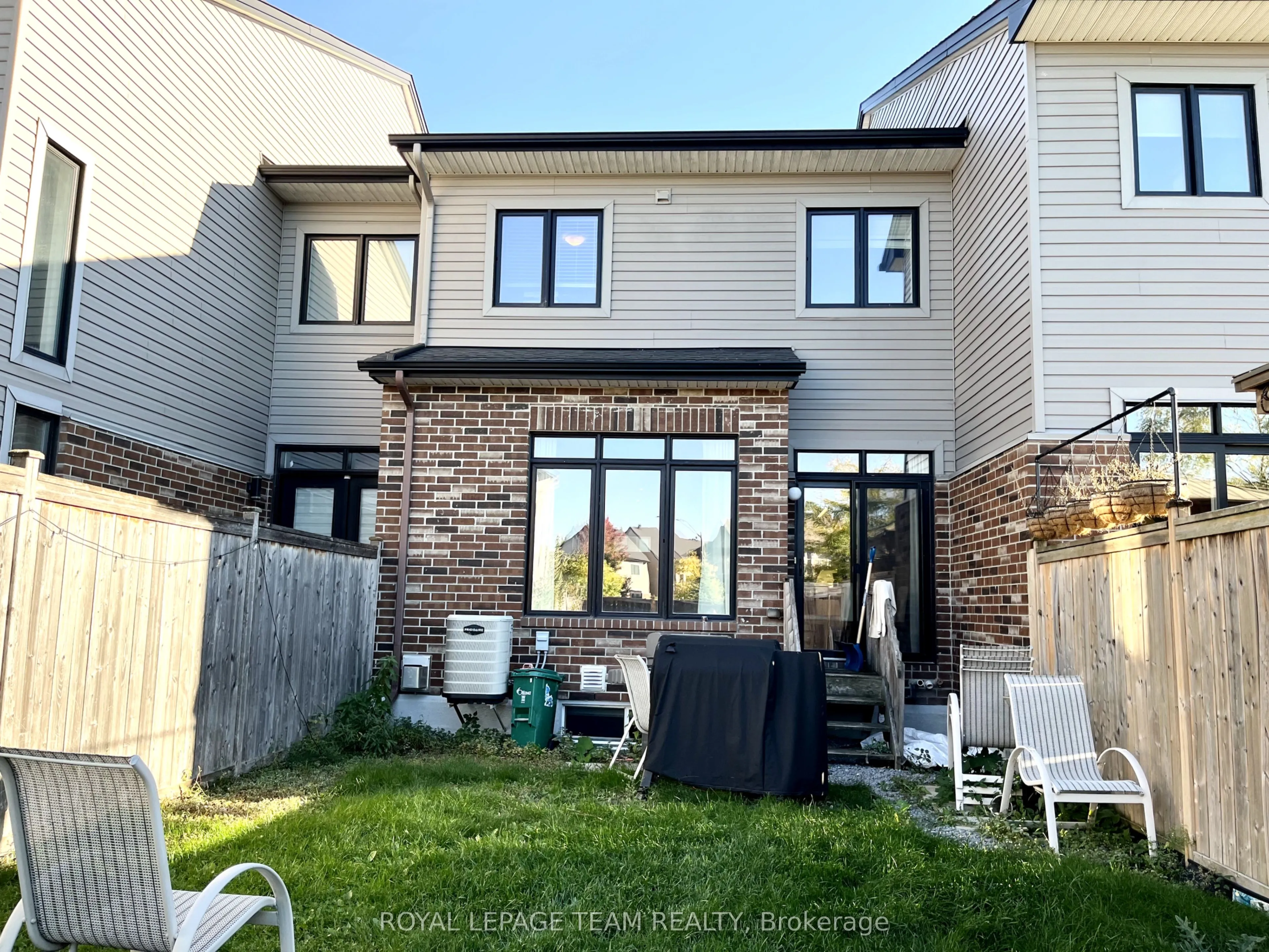 642 Tennant Way
