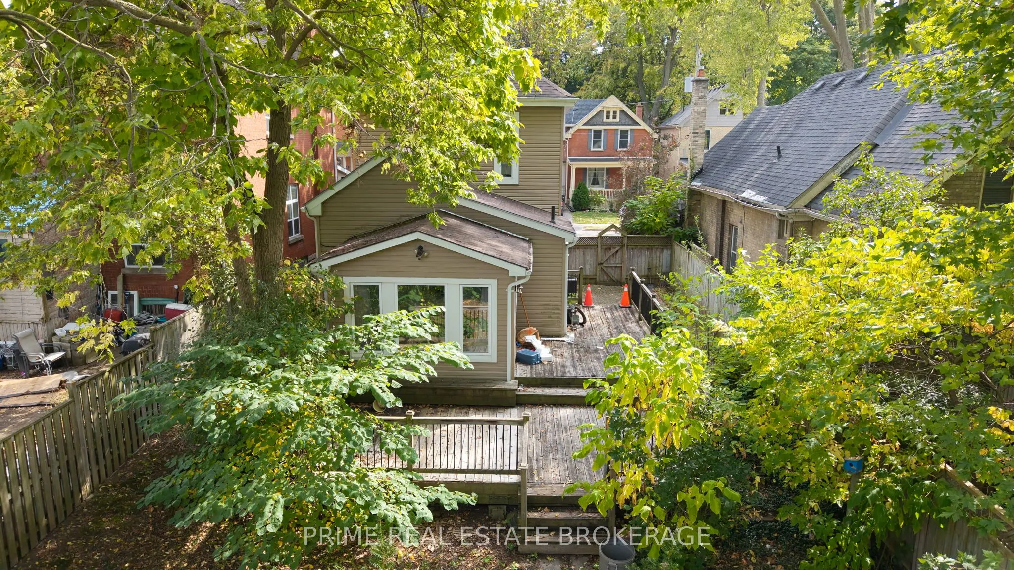 194 Cromwell Street