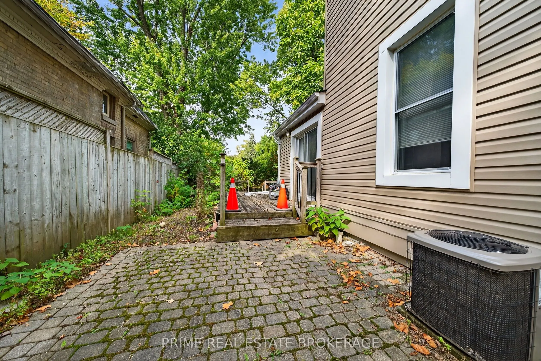 194 Cromwell Street