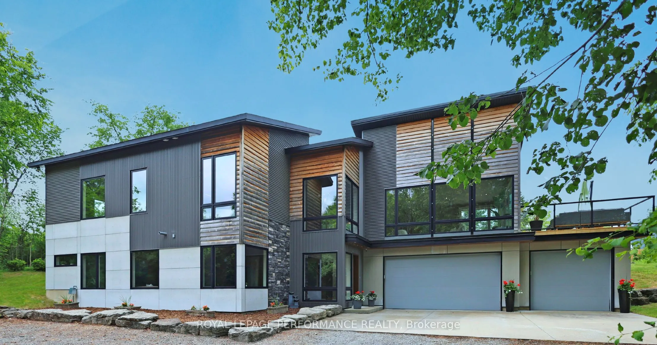 1141 Julia Court