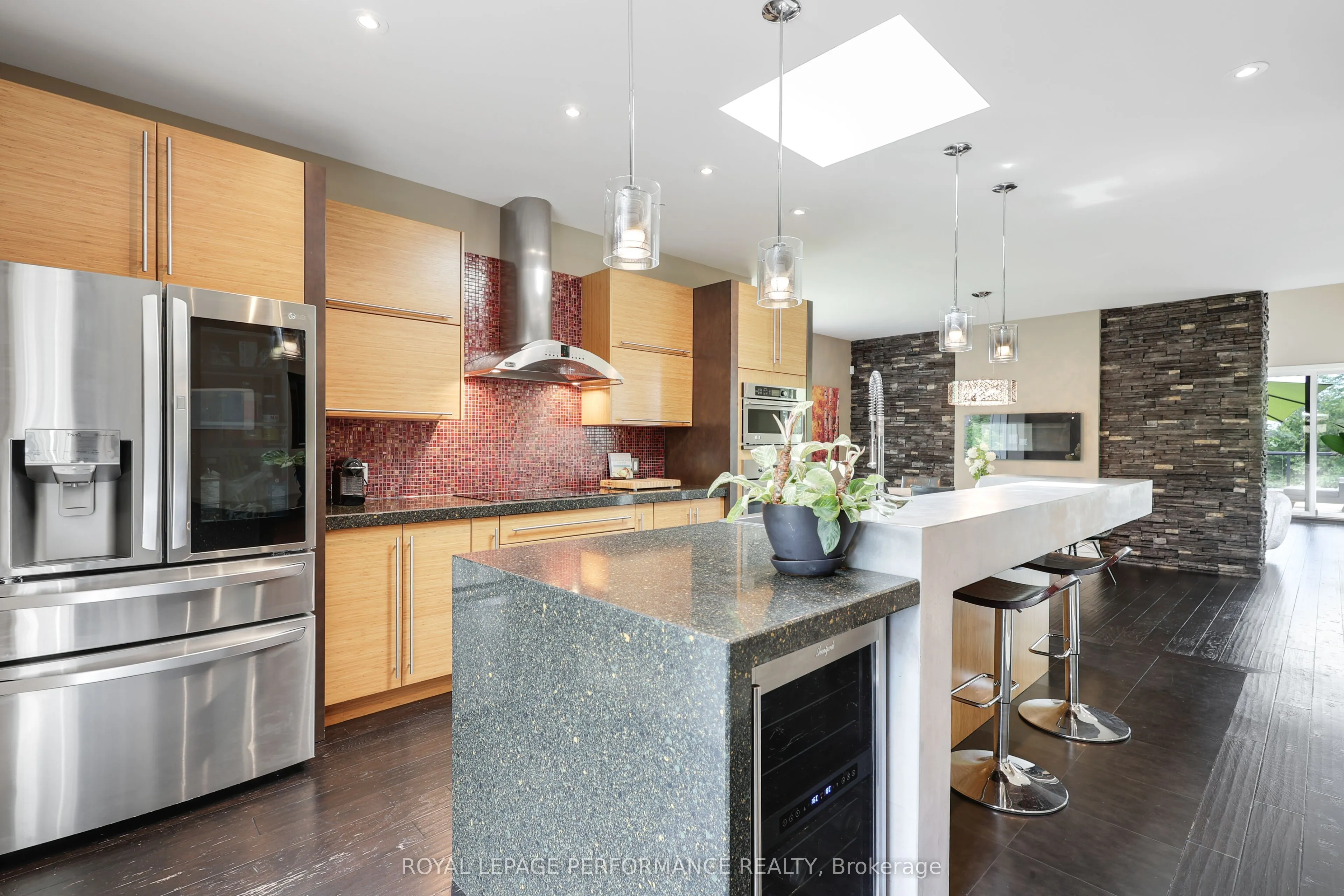 1141 Julia Court