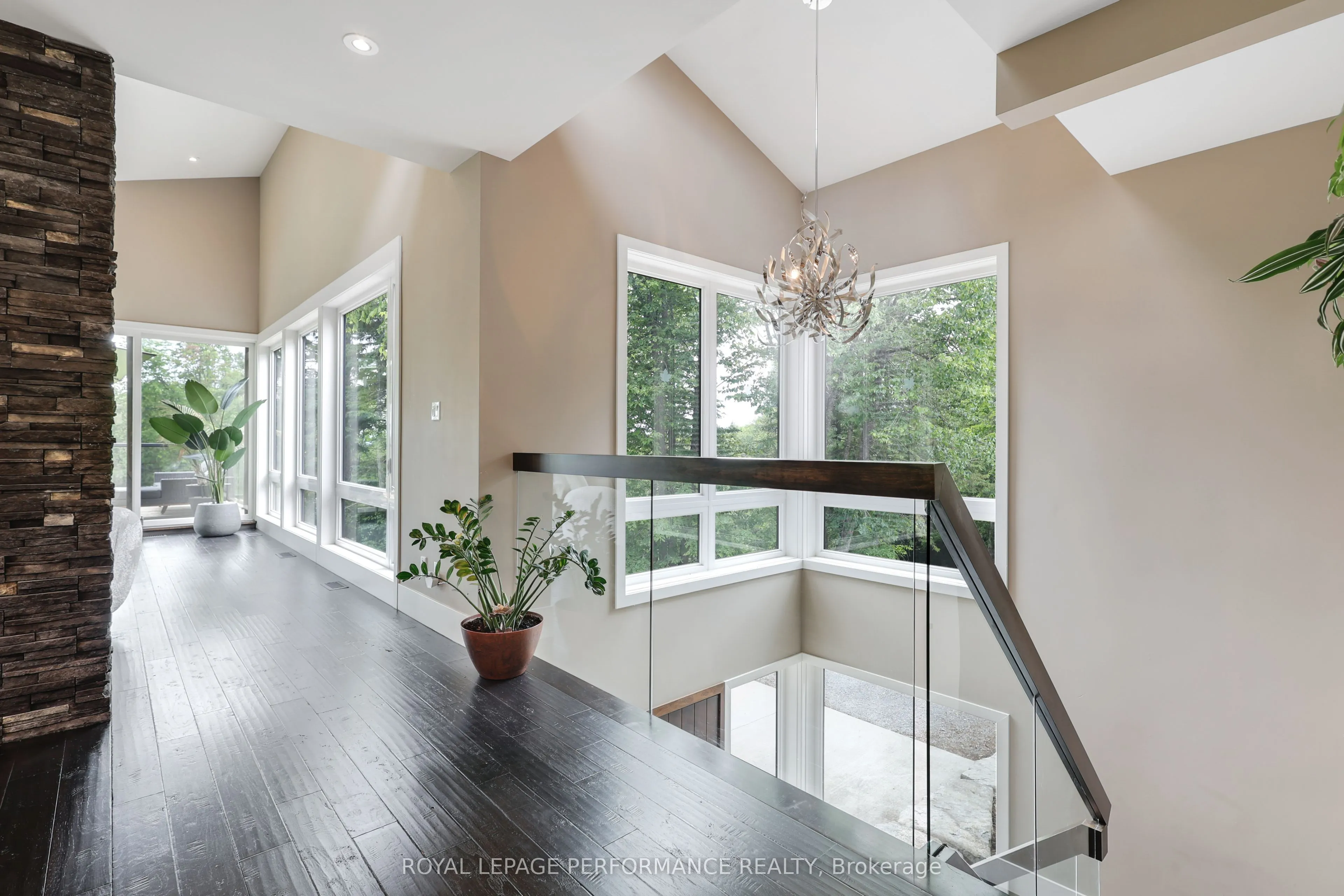 1141 Julia Court