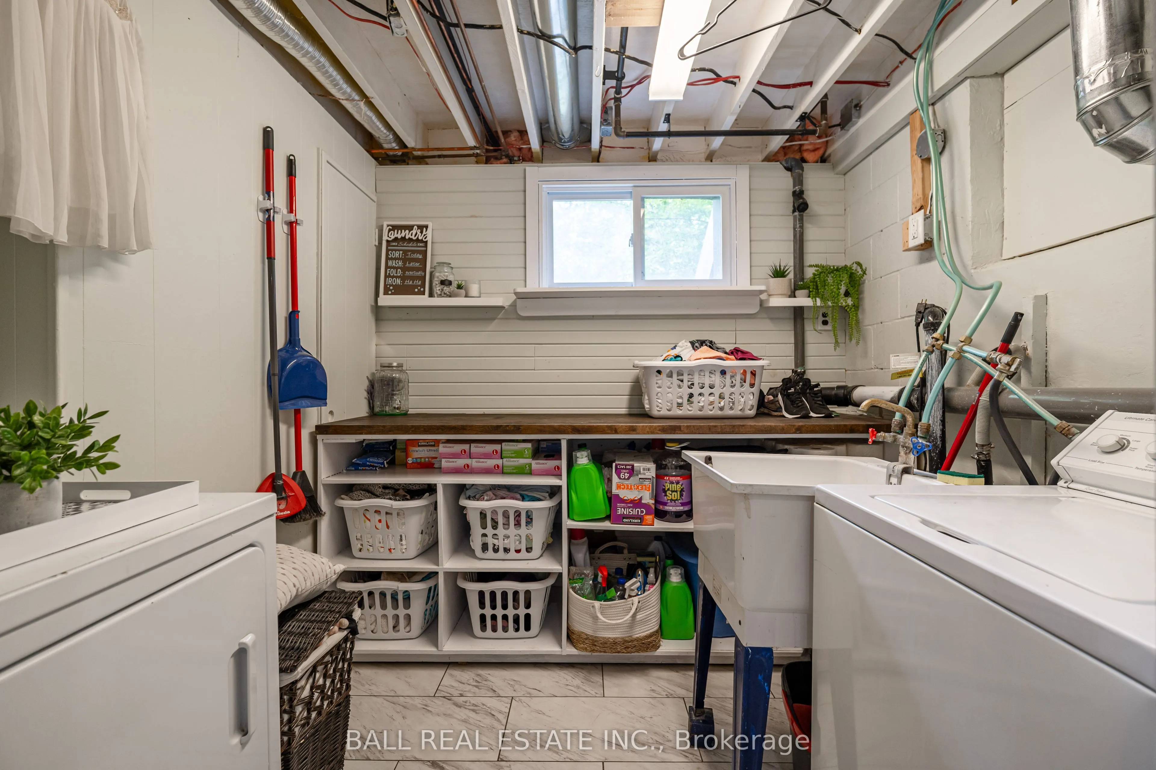 1673 Gazelle Trail