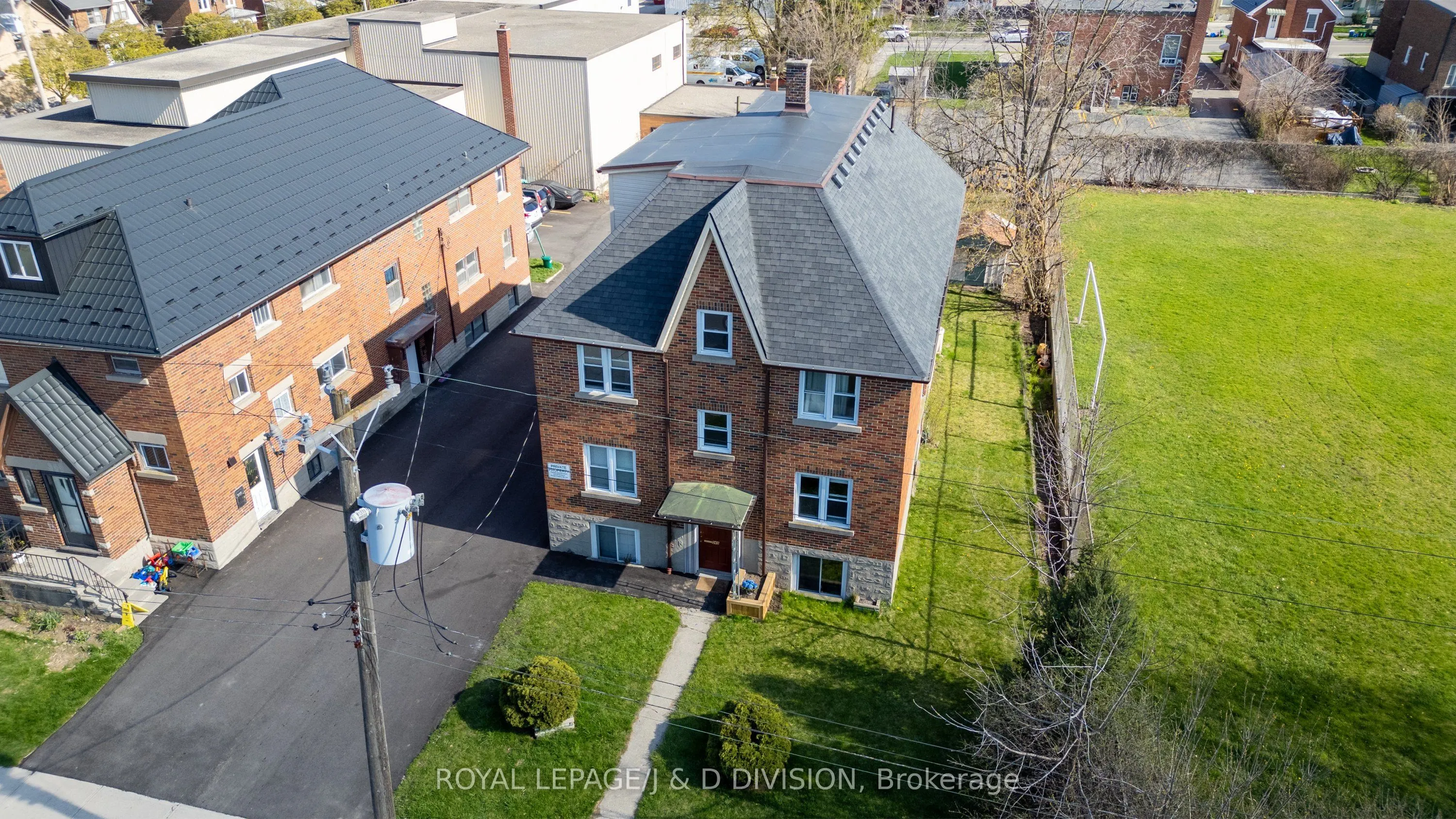 345 Louisa Street