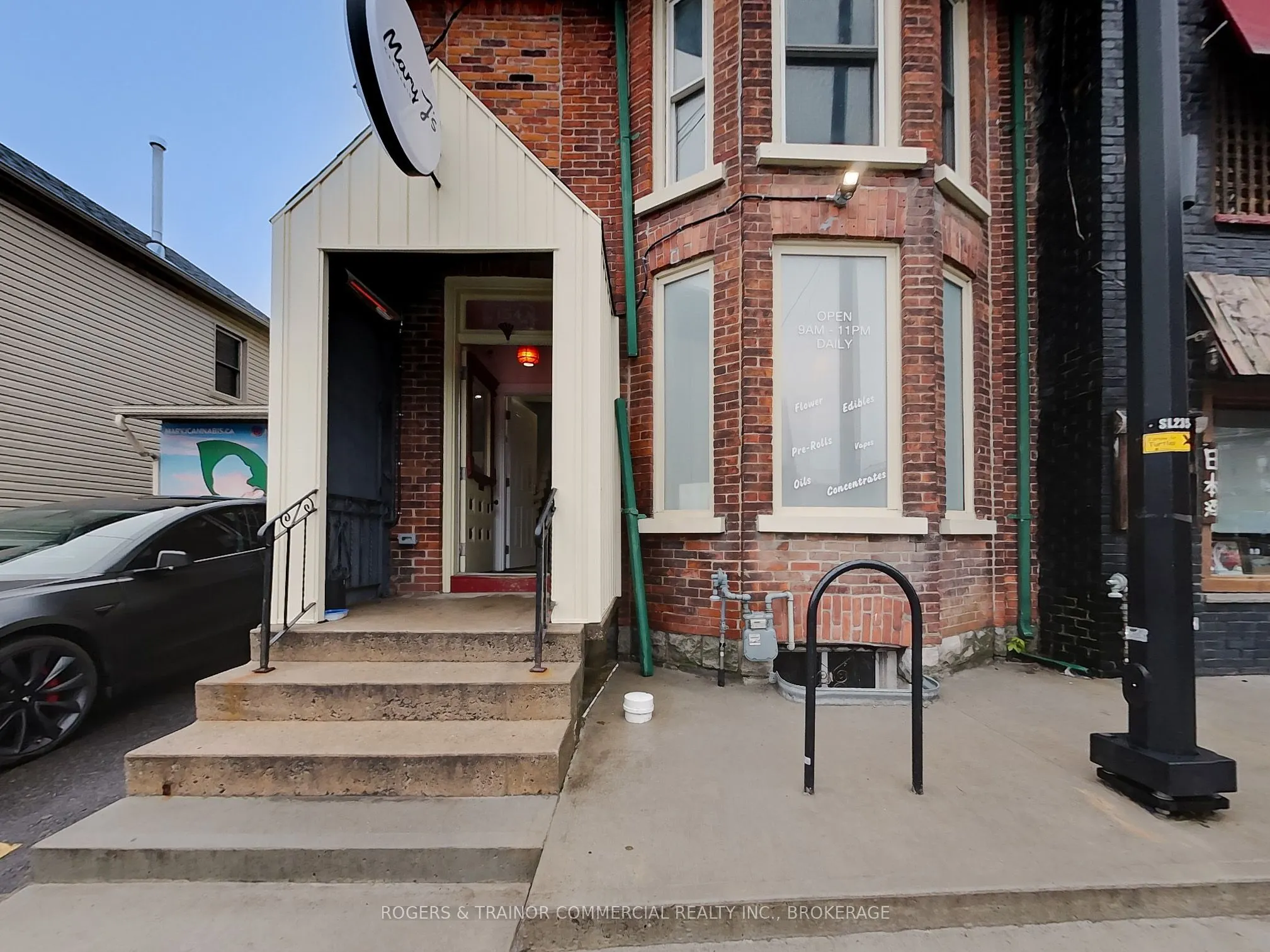 154 Division Street