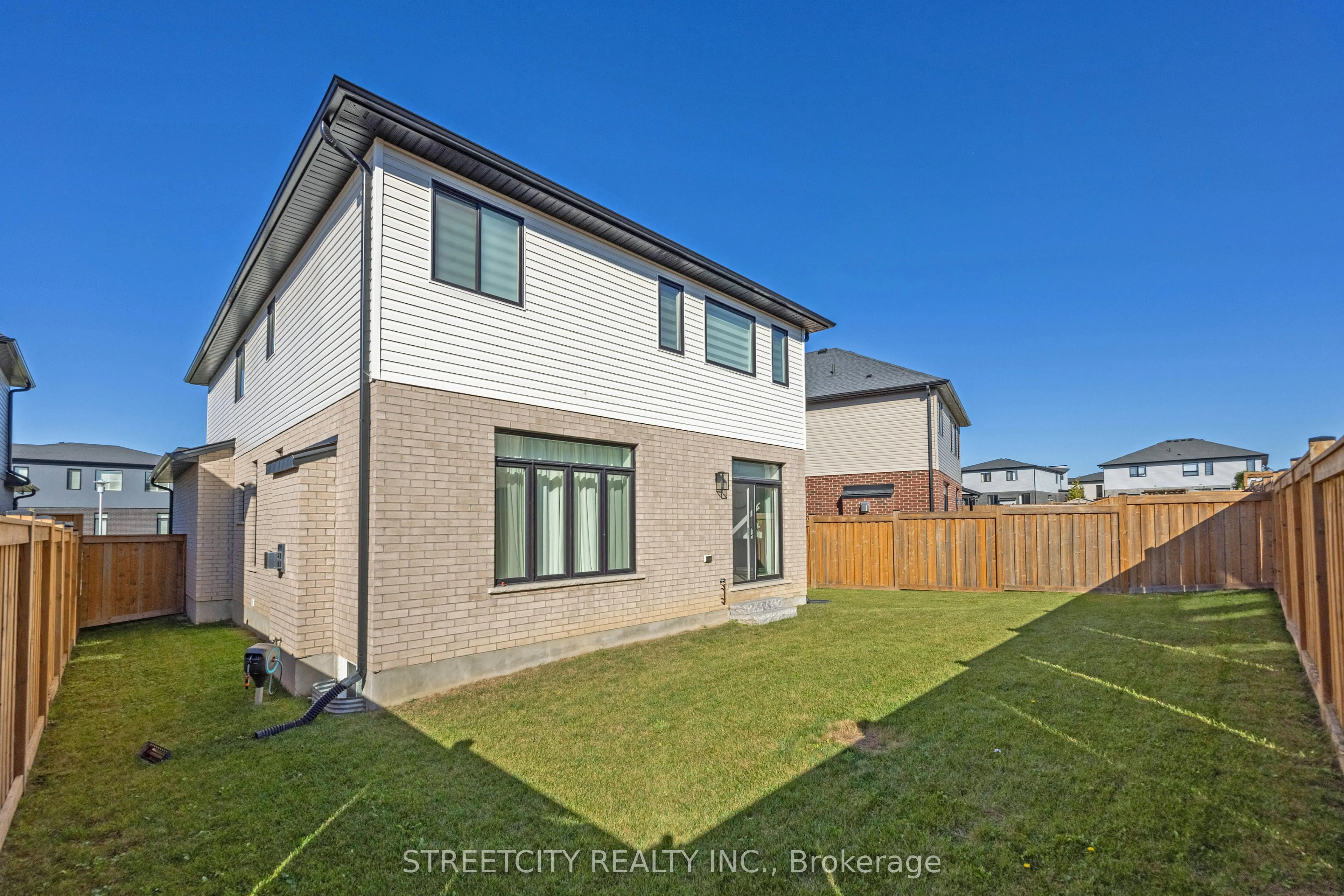 1754 Brunson Way Drive