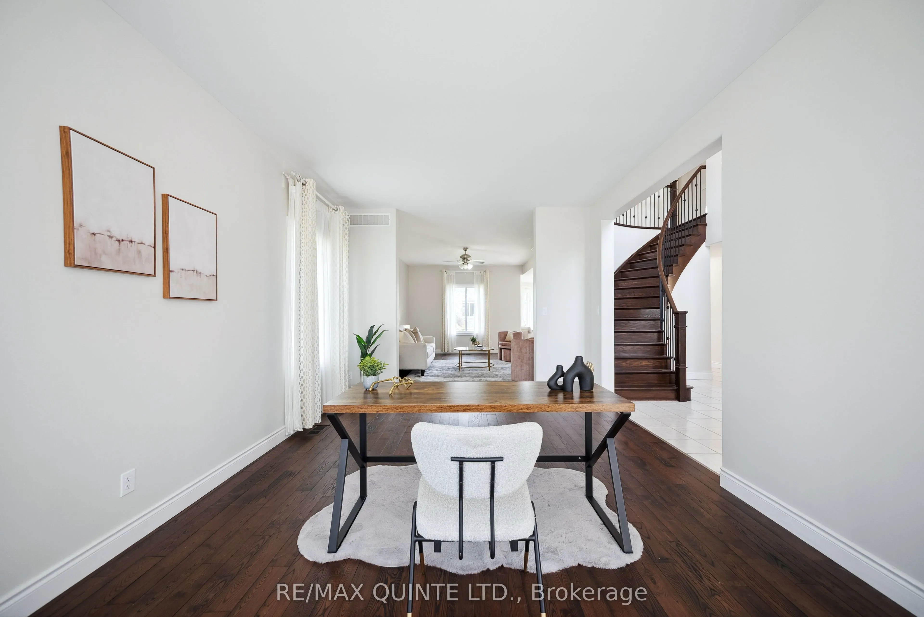 91 Hampton Ridge Drive E