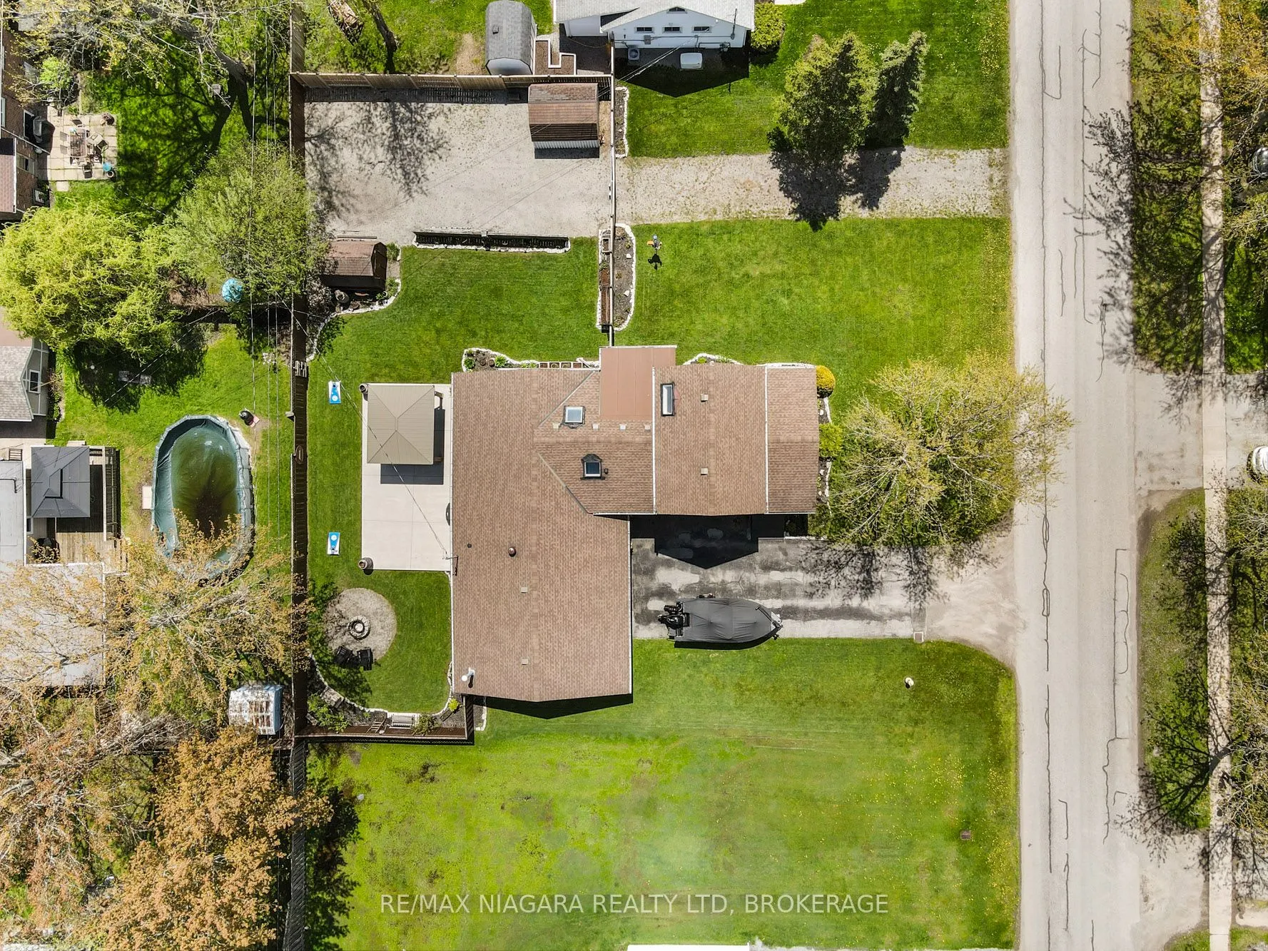 606 Scott Avenue