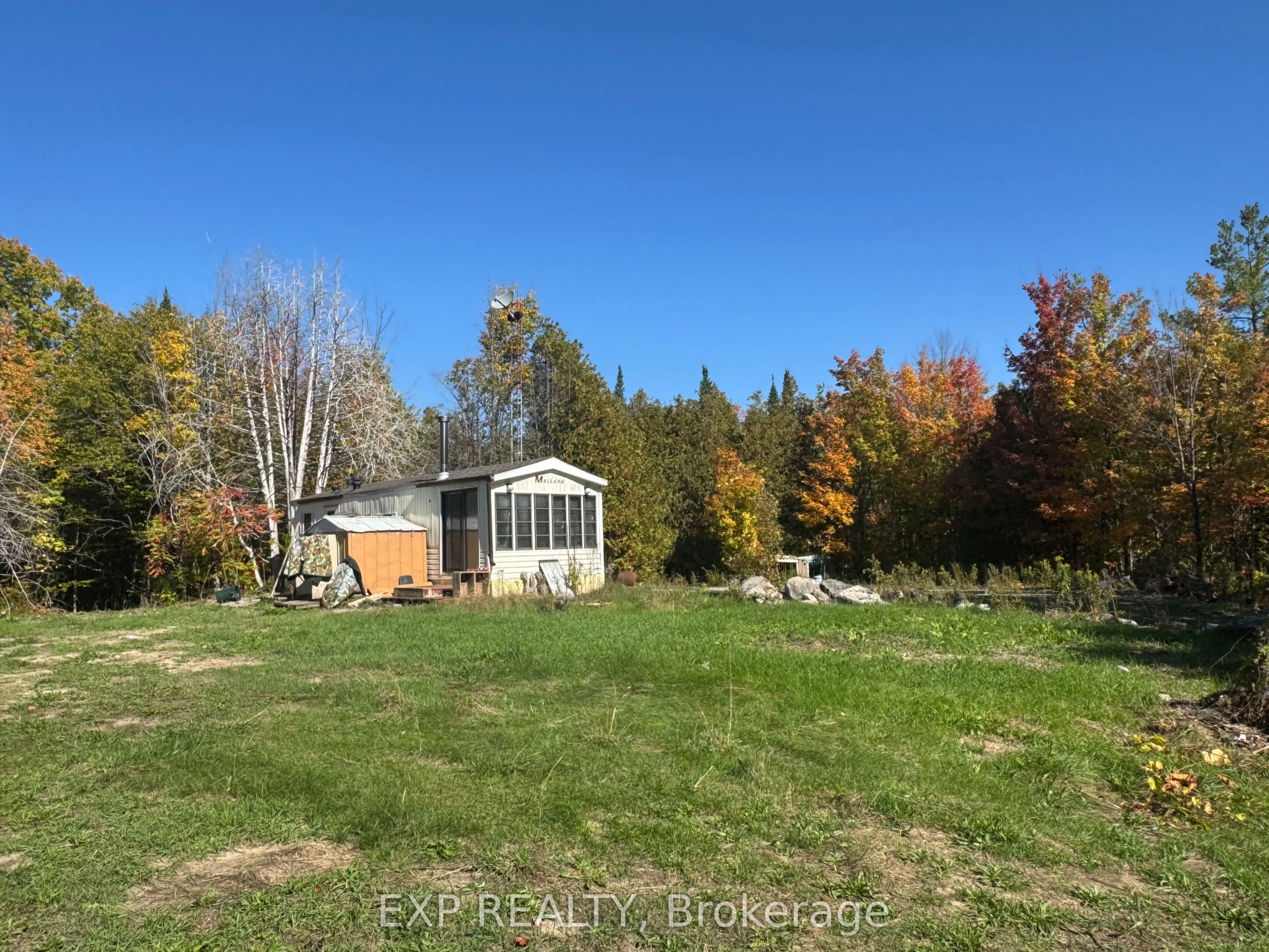 1083 County Rd 6 Road
