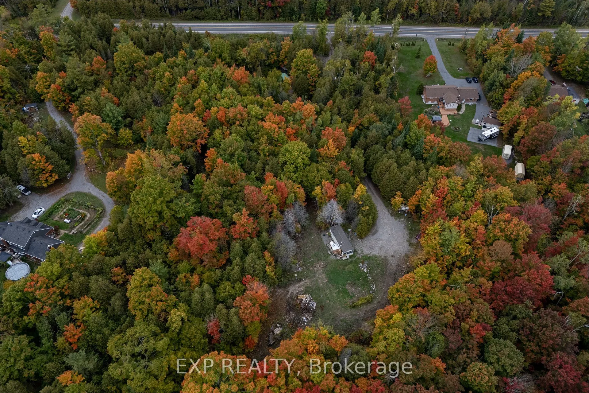 1083 County Rd 6 Road