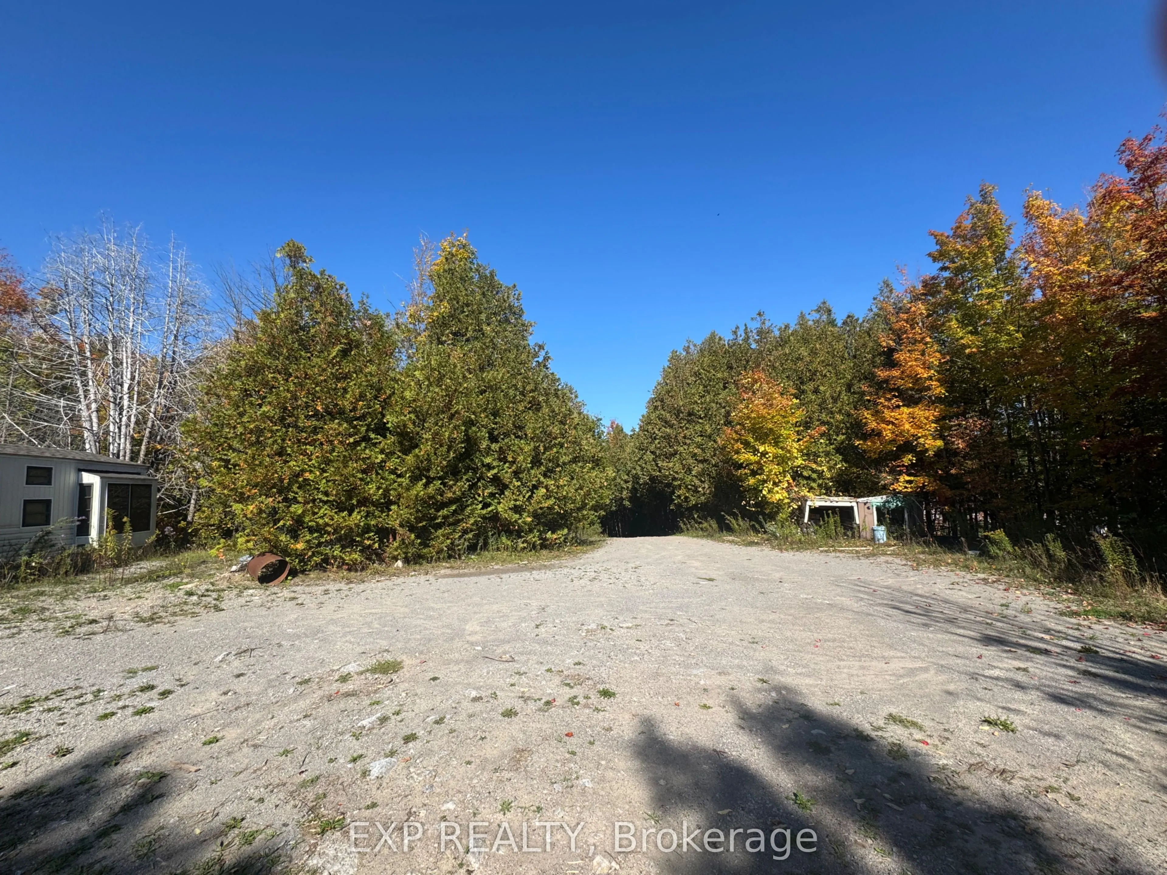 1083 County Rd 6 Road