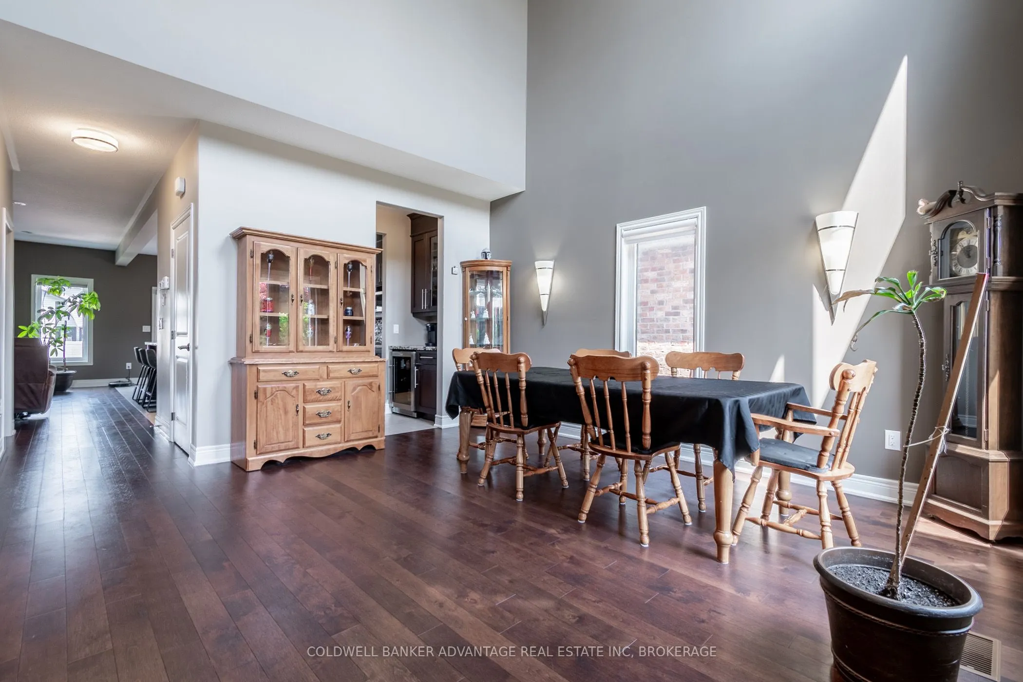 135 Forest Ridge Court