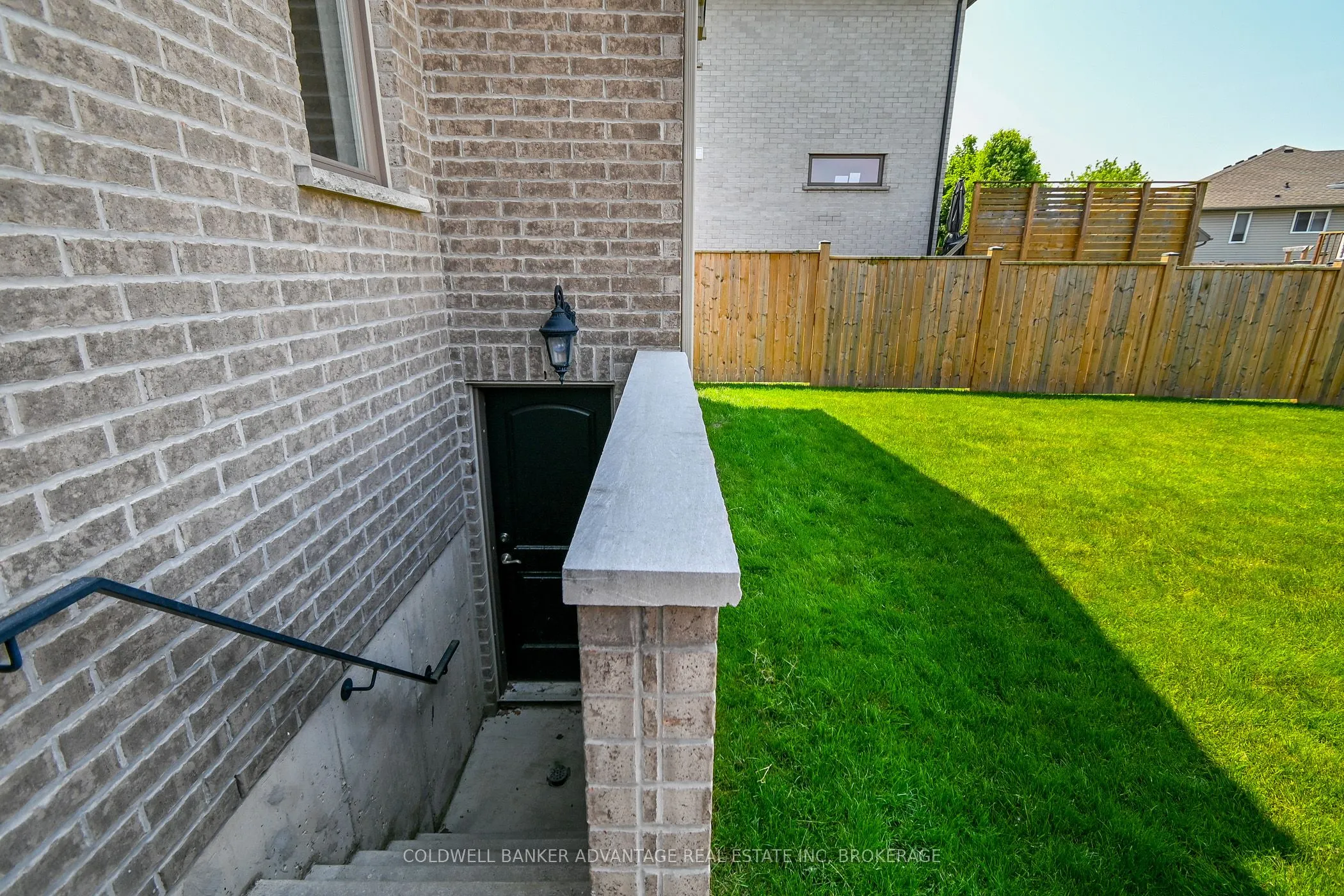 135 Forest Ridge Court