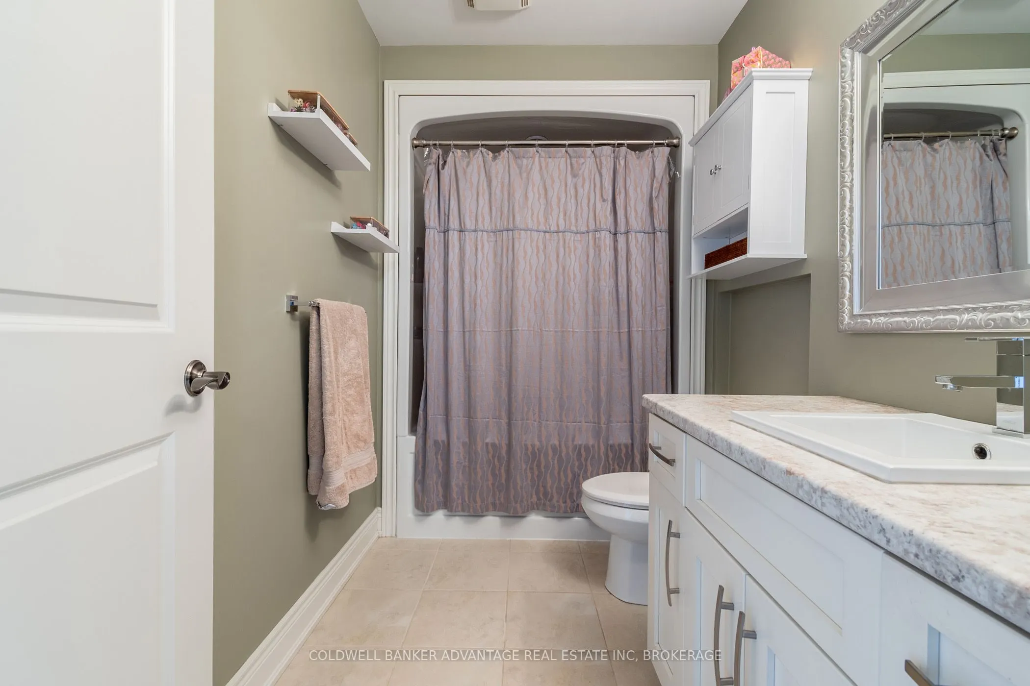 135 Forest Ridge Court