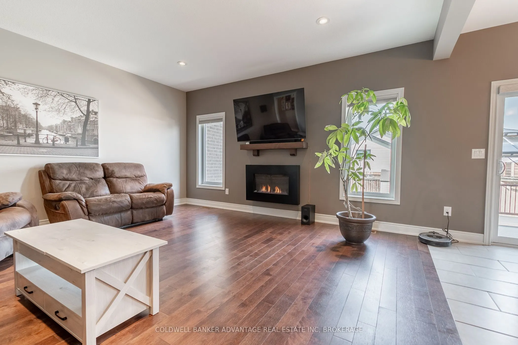 135 Forest Ridge Court