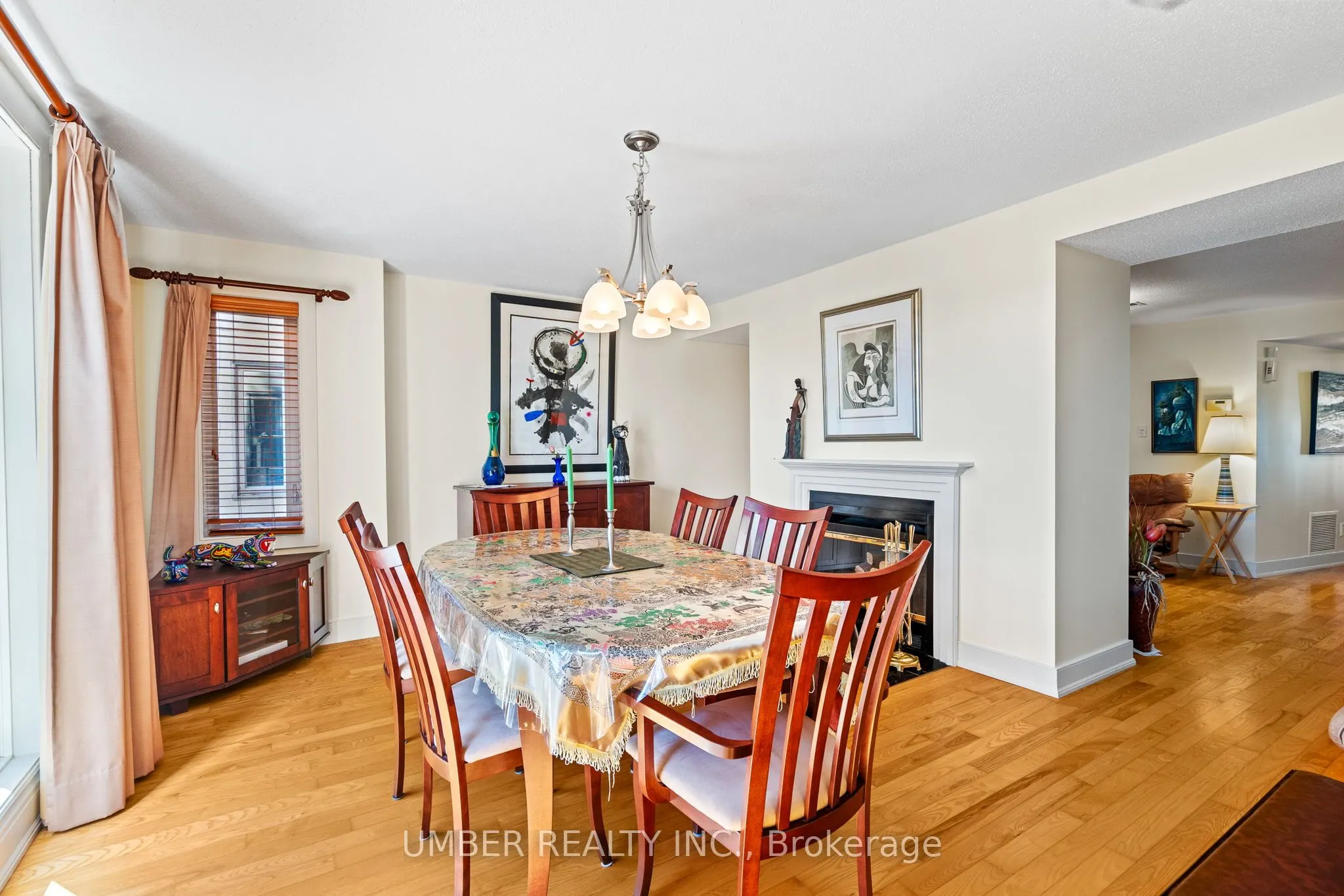 250 Fountain Place, #122D
