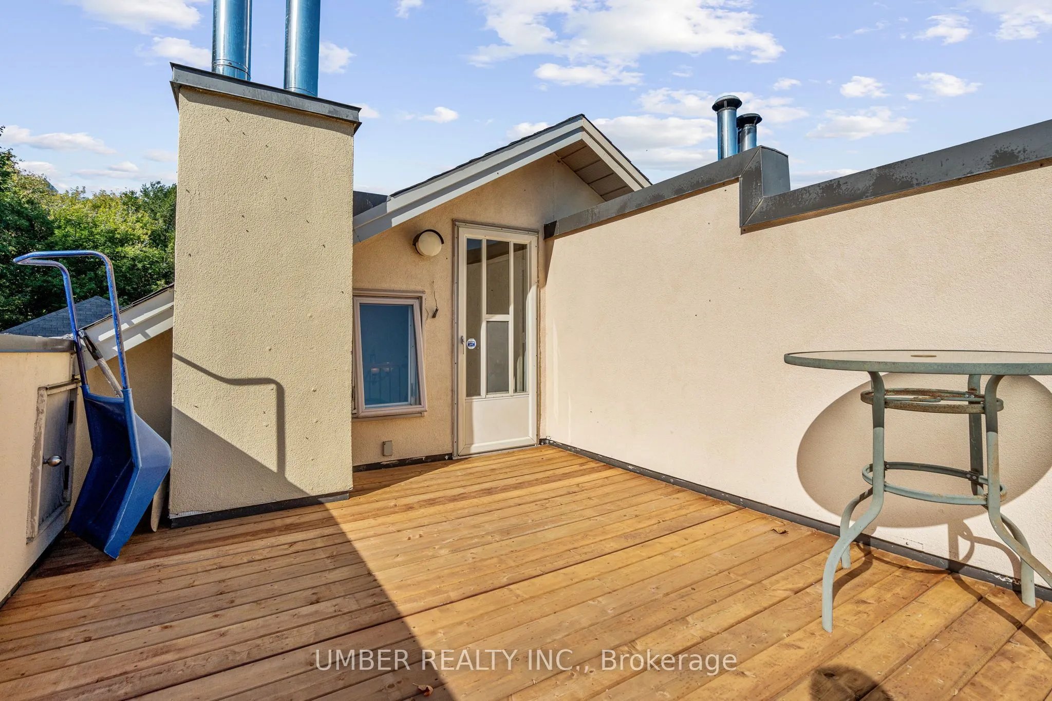250 Fountain Place, #122D