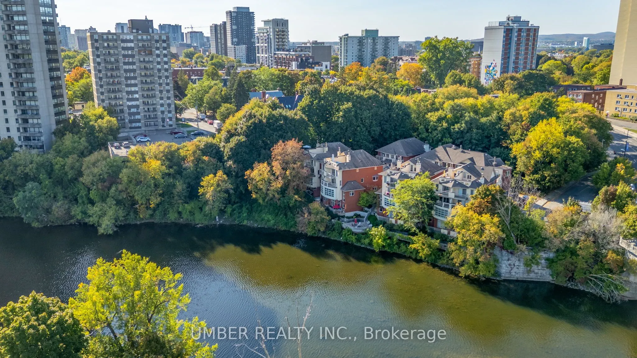 250 Fountain Place, #122D