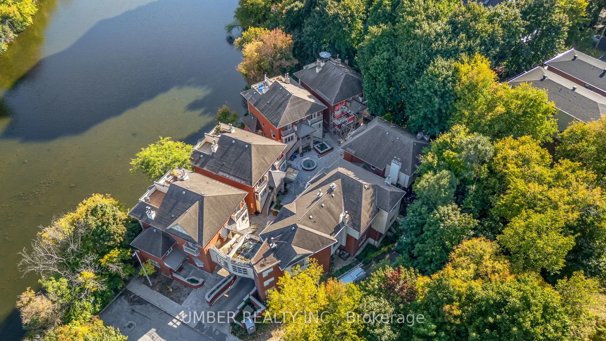 250 Fountain Place, #122D