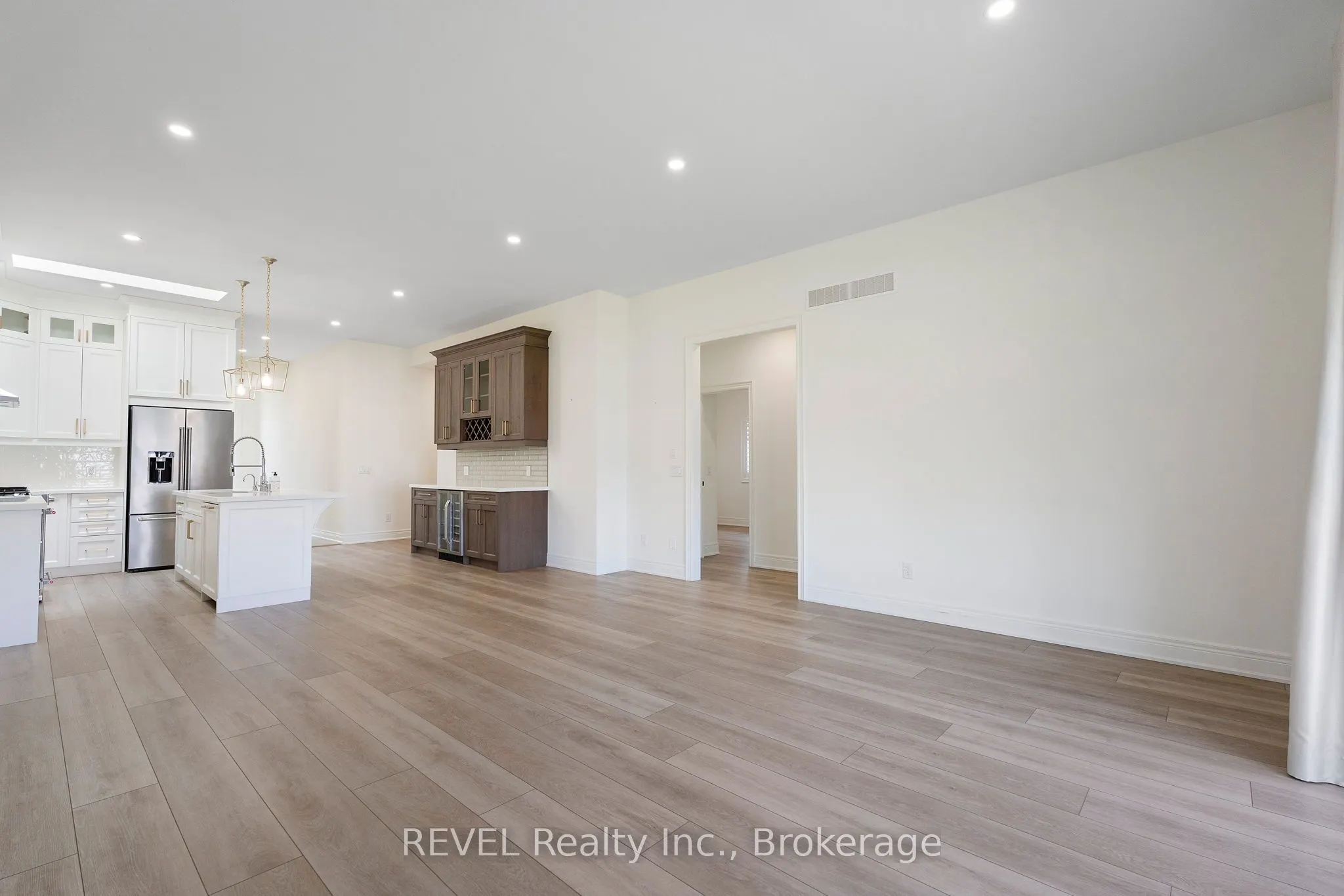3532 Canfield Crescent