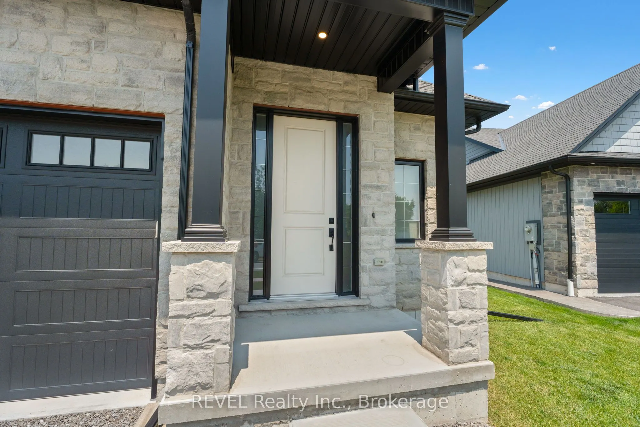 3532 Canfield Crescent