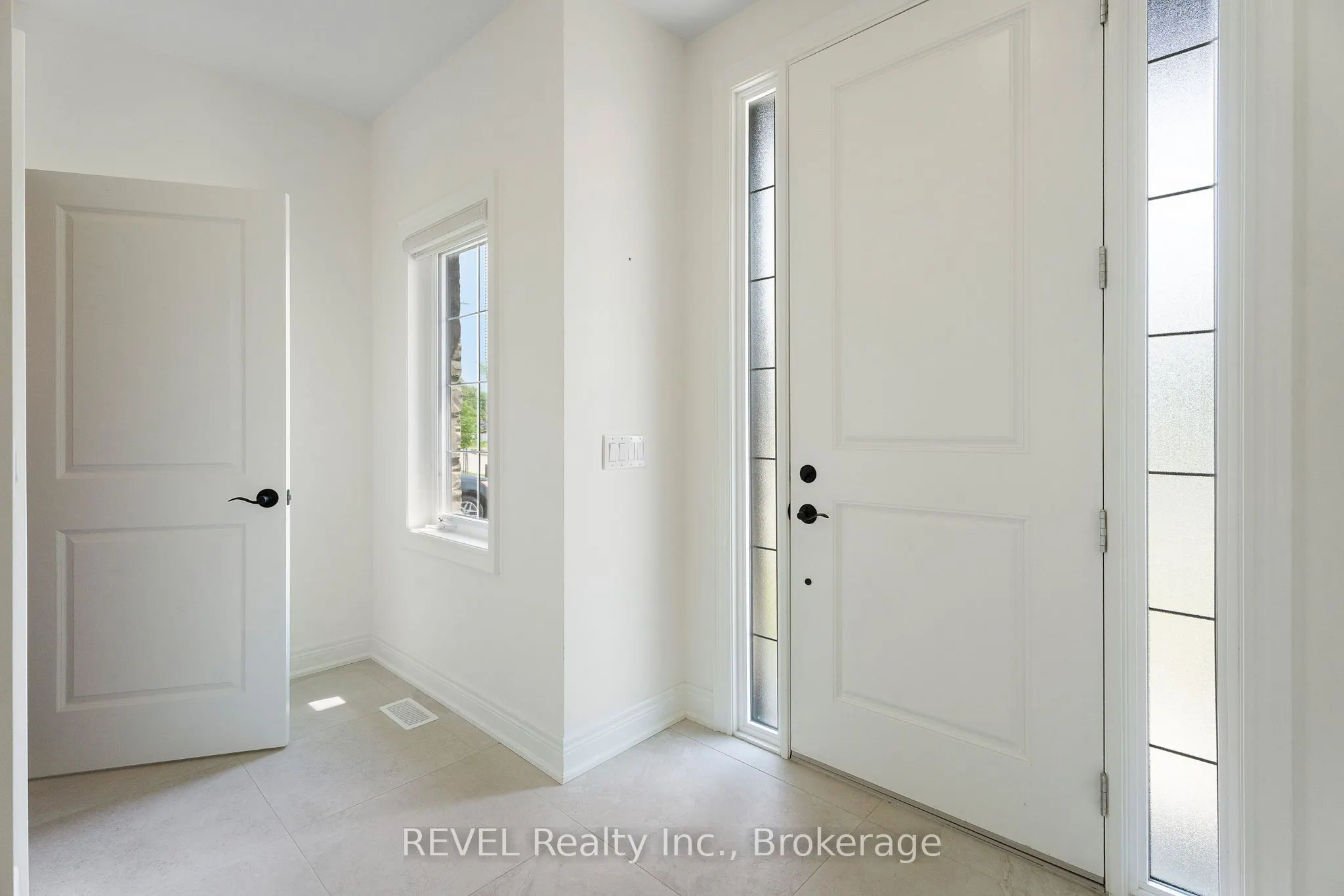 3532 Canfield Crescent