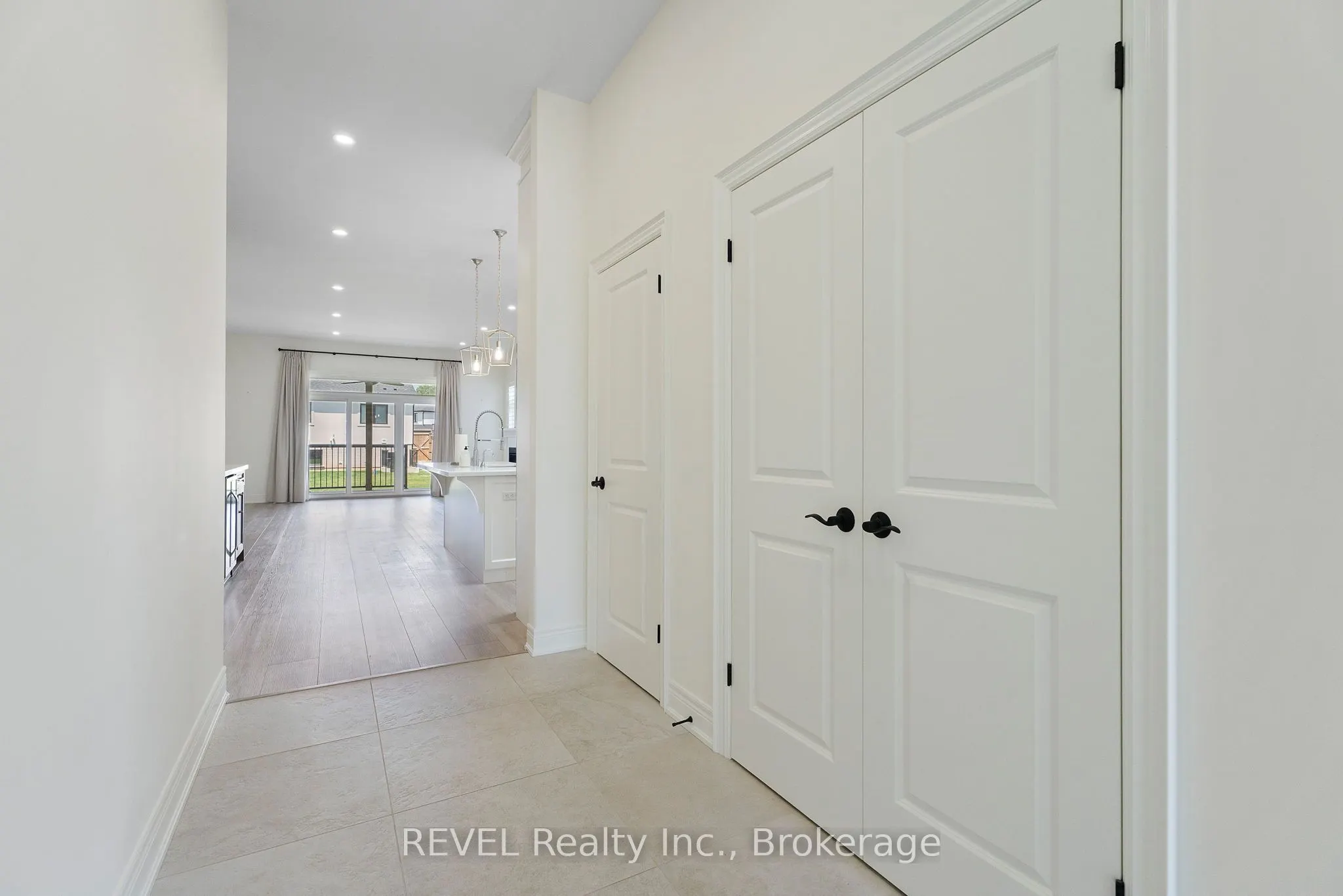 3532 Canfield Crescent