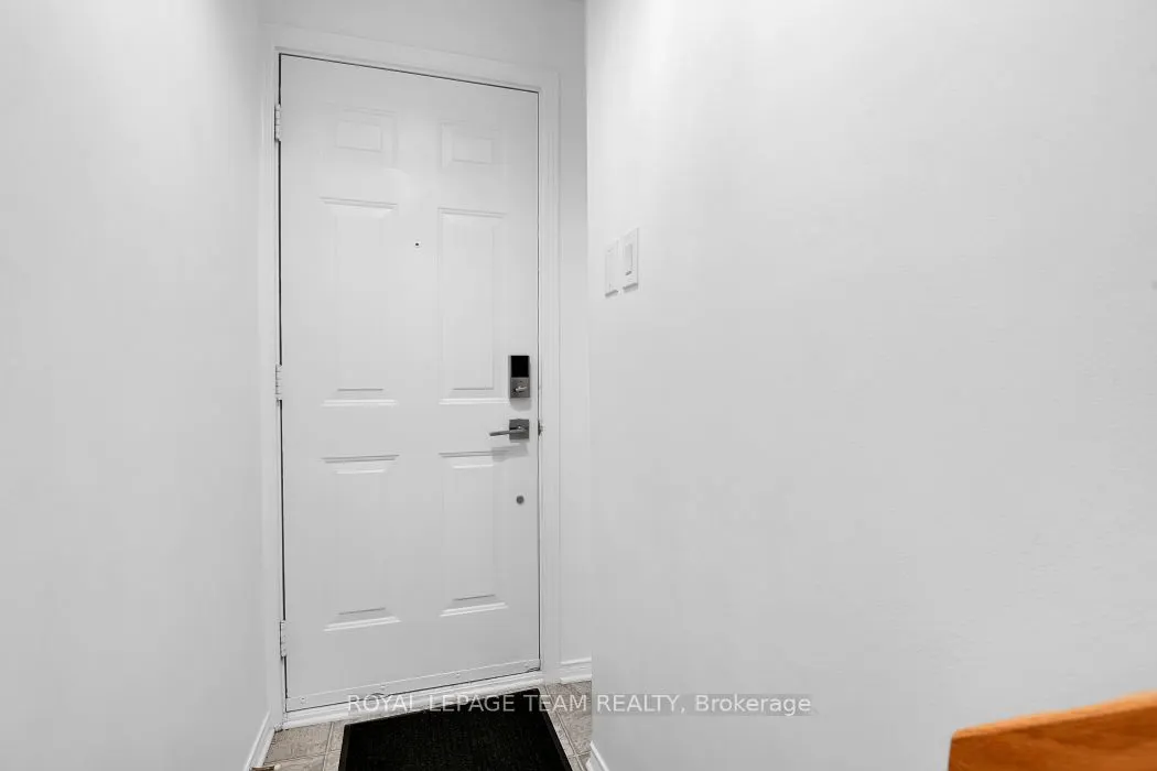 299 Nepean Street, #12