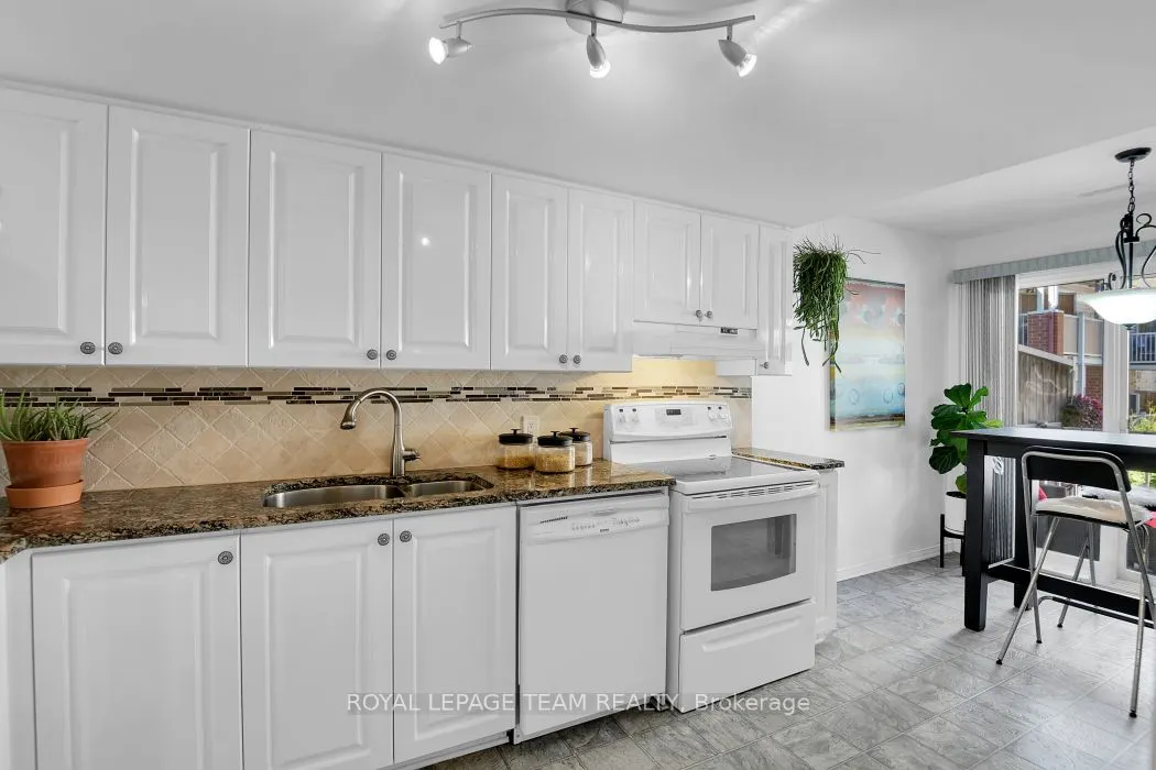 299 Nepean Street, #12