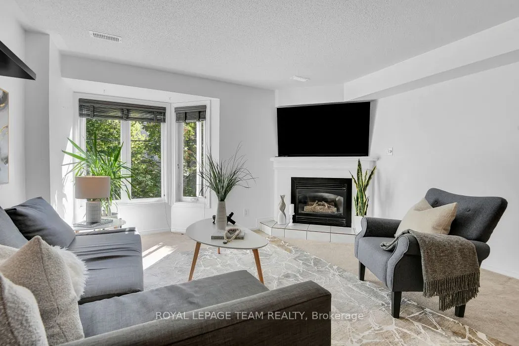 299 Nepean Street, #12