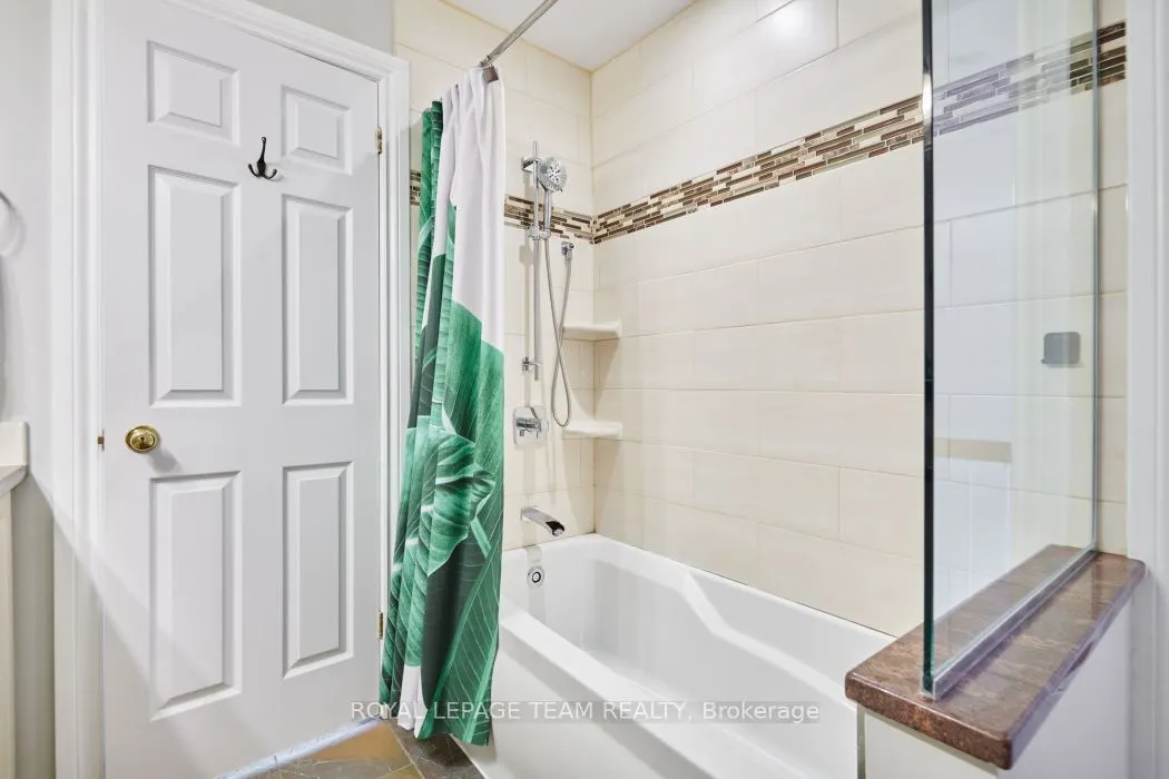 299 Nepean Street, #12