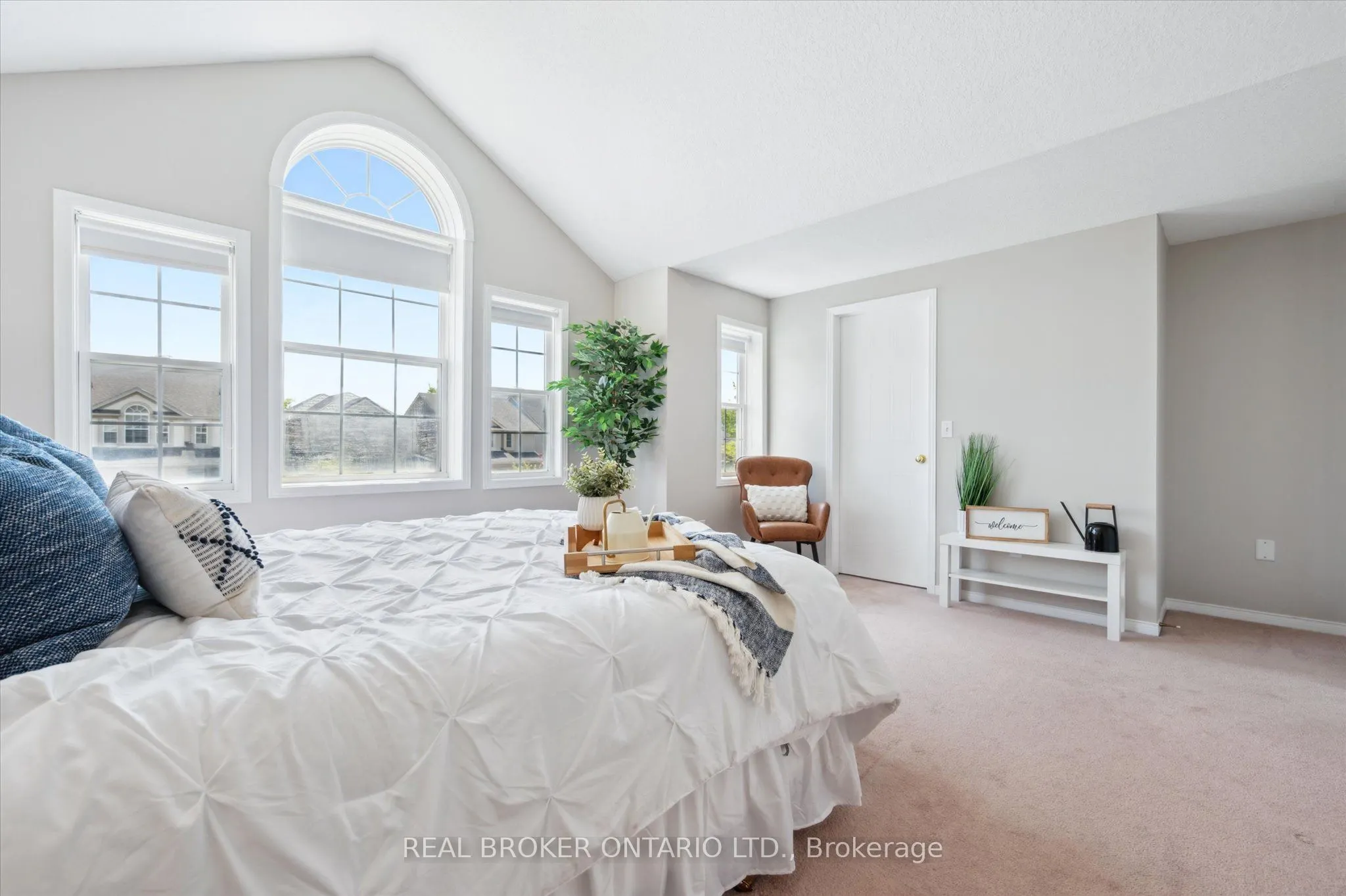 566 Bonavista Drive