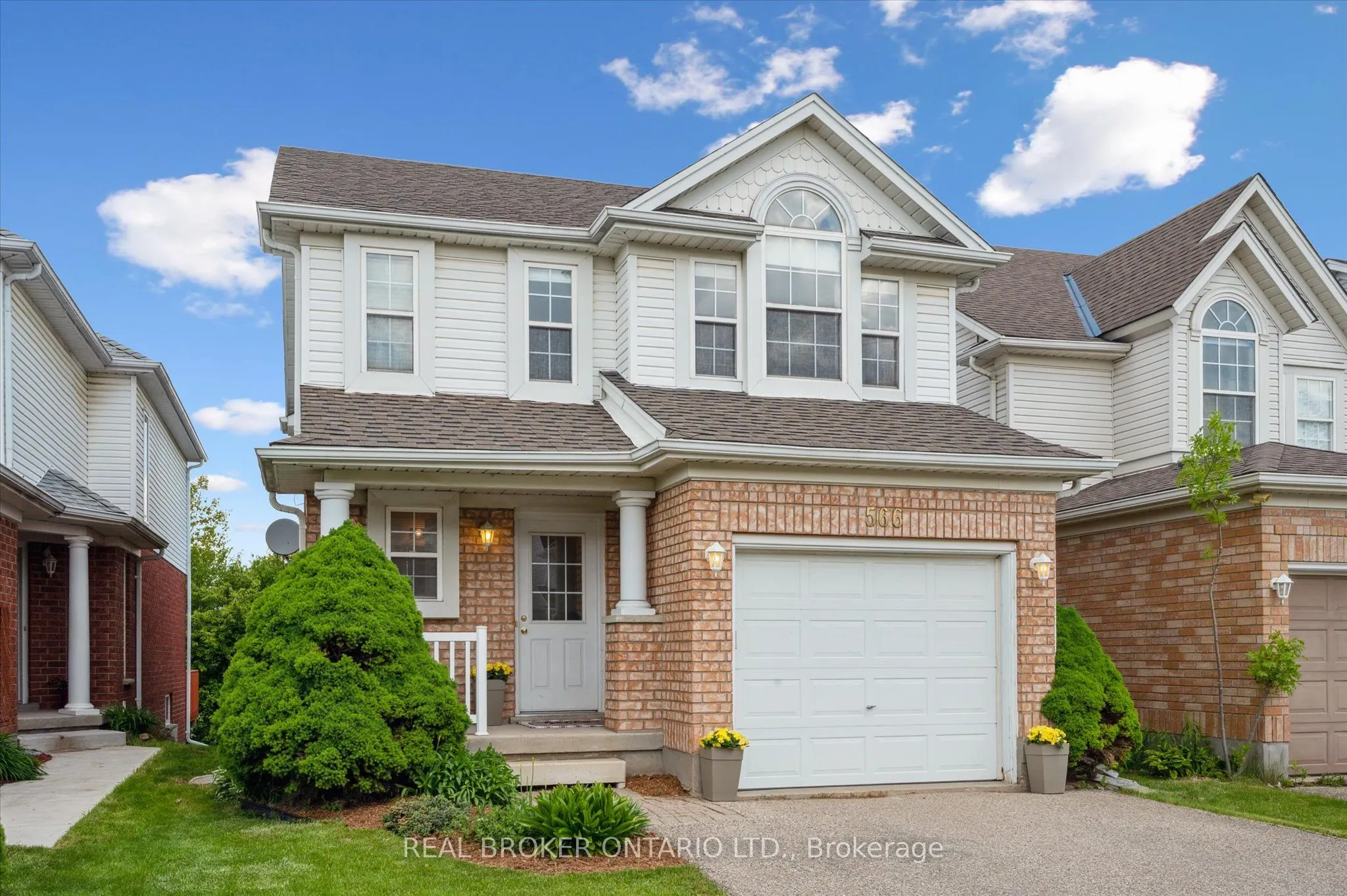 566 Bonavista Drive