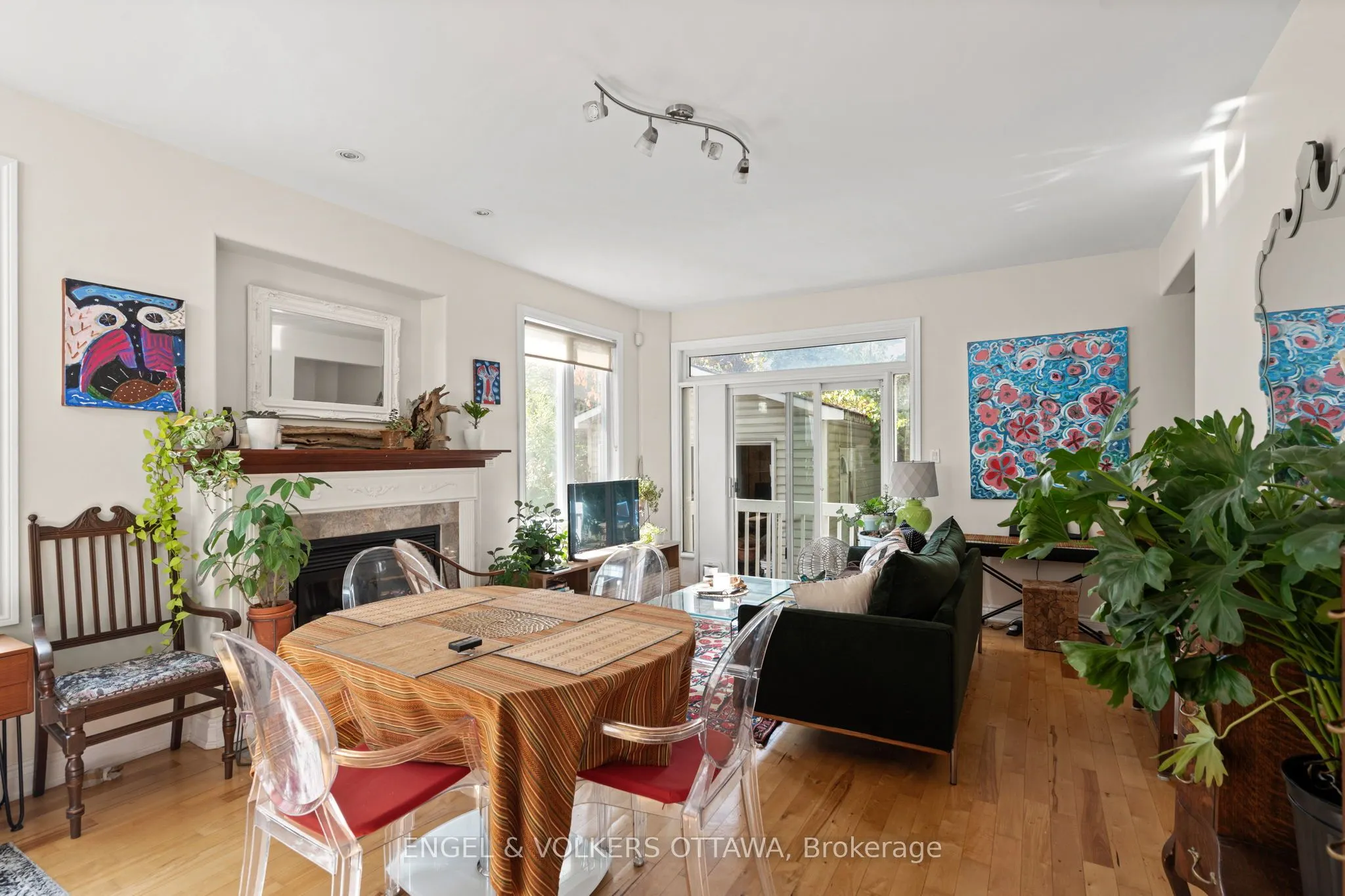 116 Cambridge Street N, #A & B